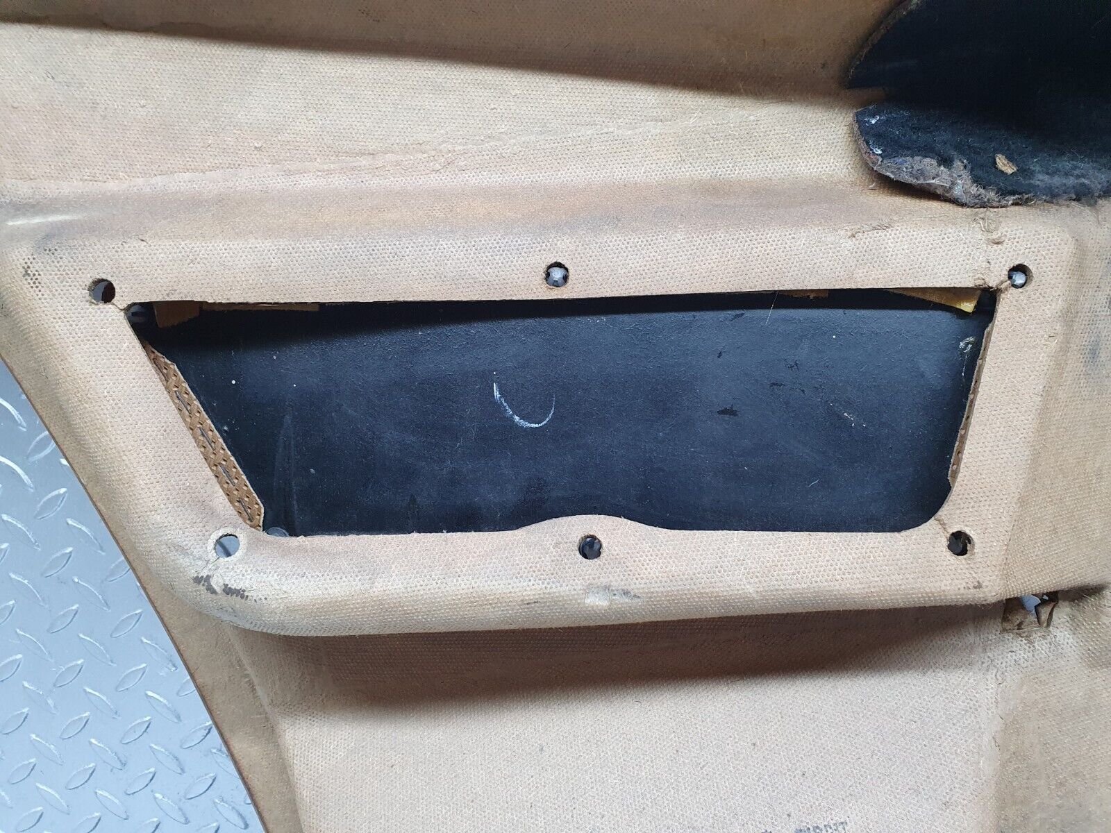 43804 Mercedes-Benz C126 380SEC Coupe Rear Right Card Panel Beige 1266921089 1266922289