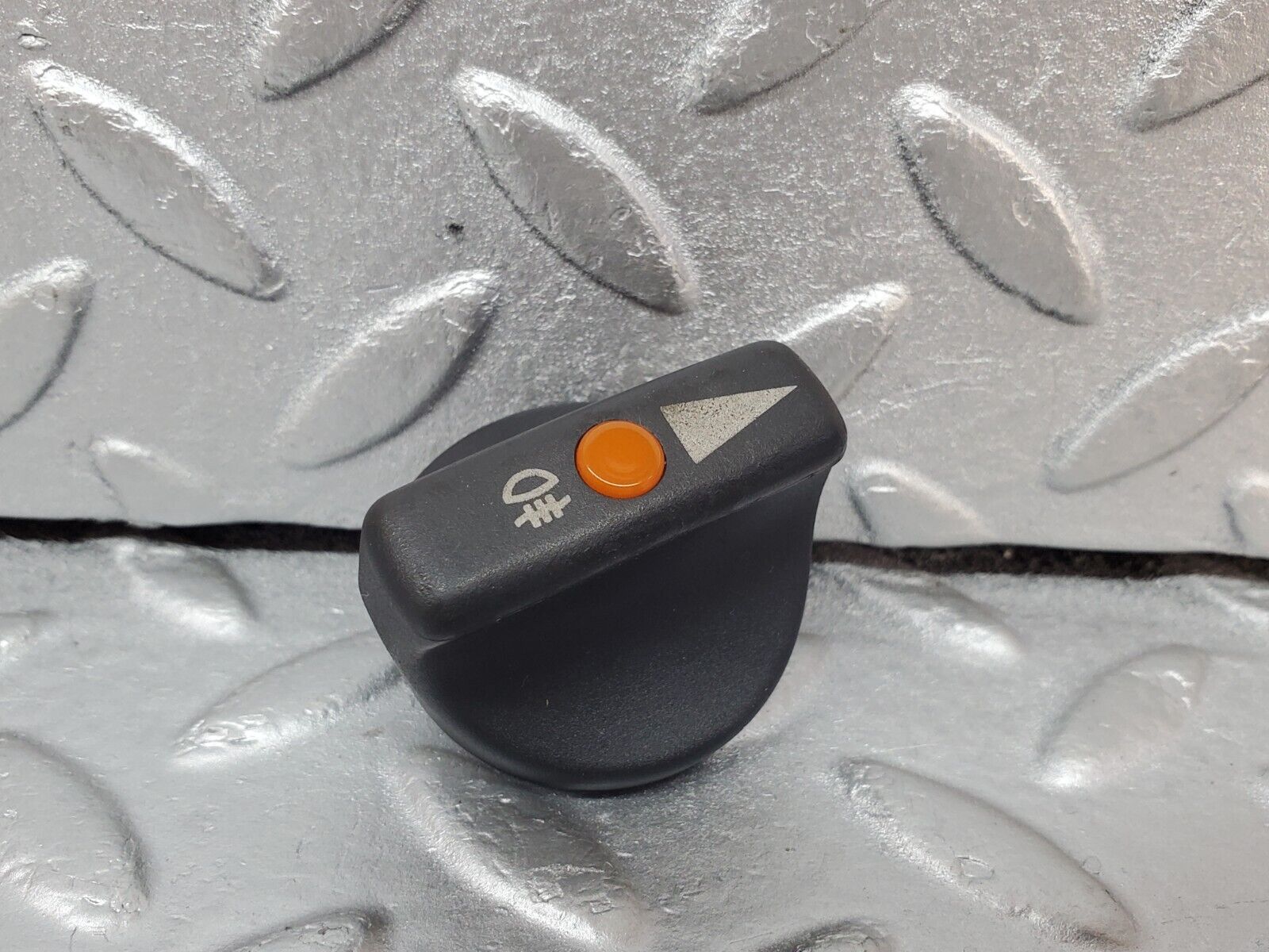 45598 Mercedes-Benz W126 420SE Headlight Switch Knob