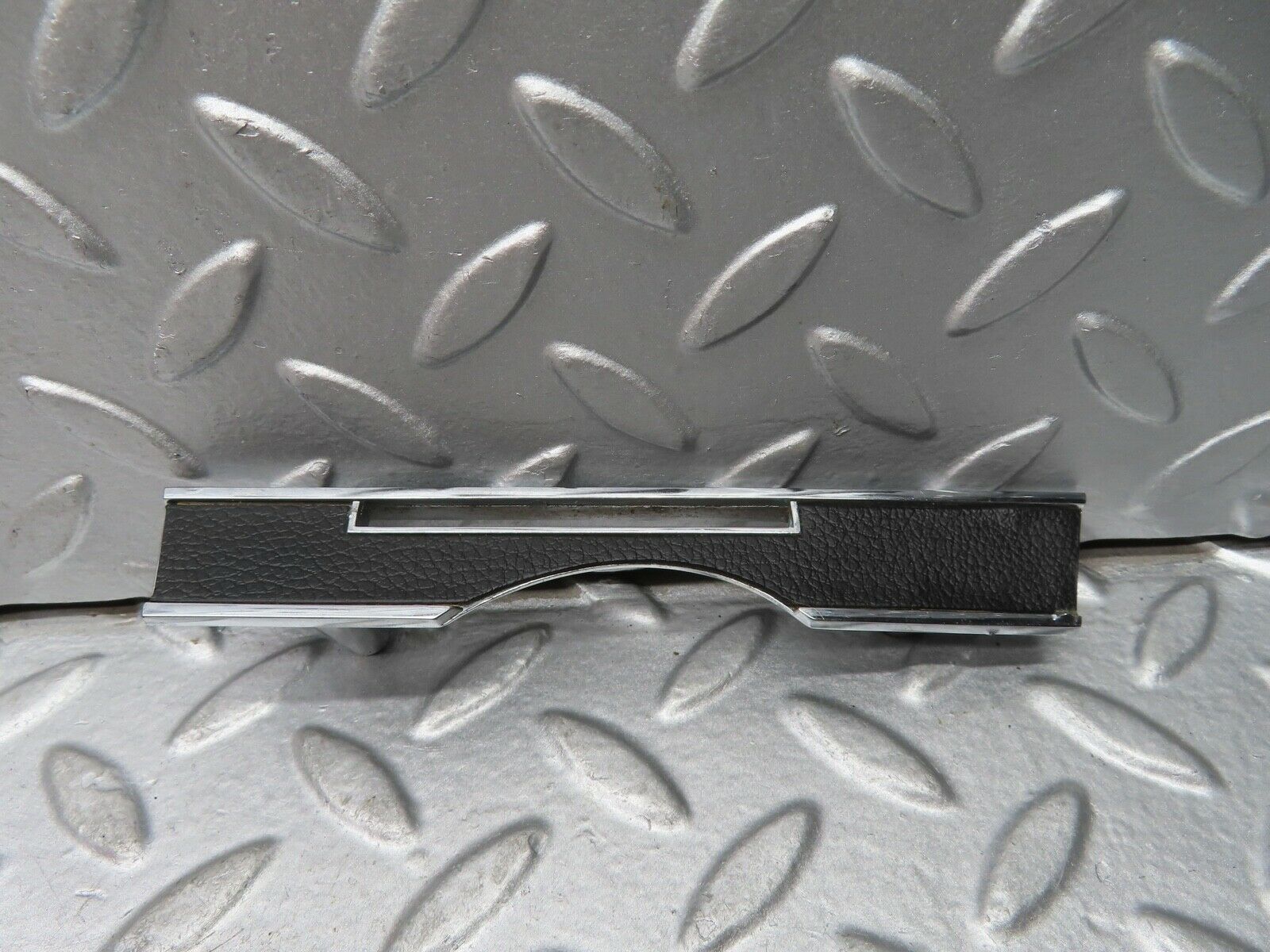 20601 Mercedes-Benz R107 450SL Dashboard Trim Right Side 1076891671