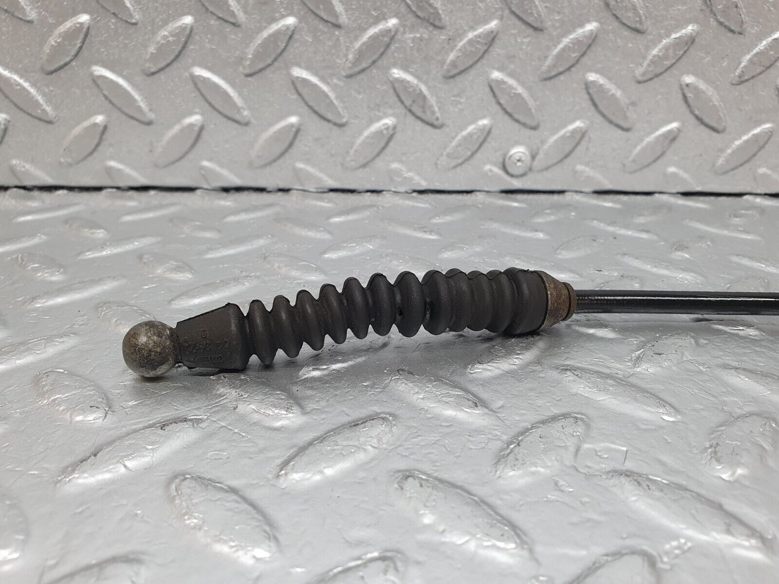 44098 Mercedes-Benz C123 230CE Coupe Automatic Gearbox Kickdown Cable