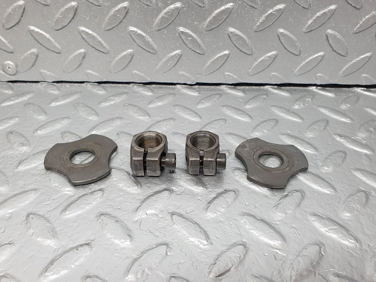 43238 Mercedes-Benz W108 280SE Wheel Hub Locking Cap