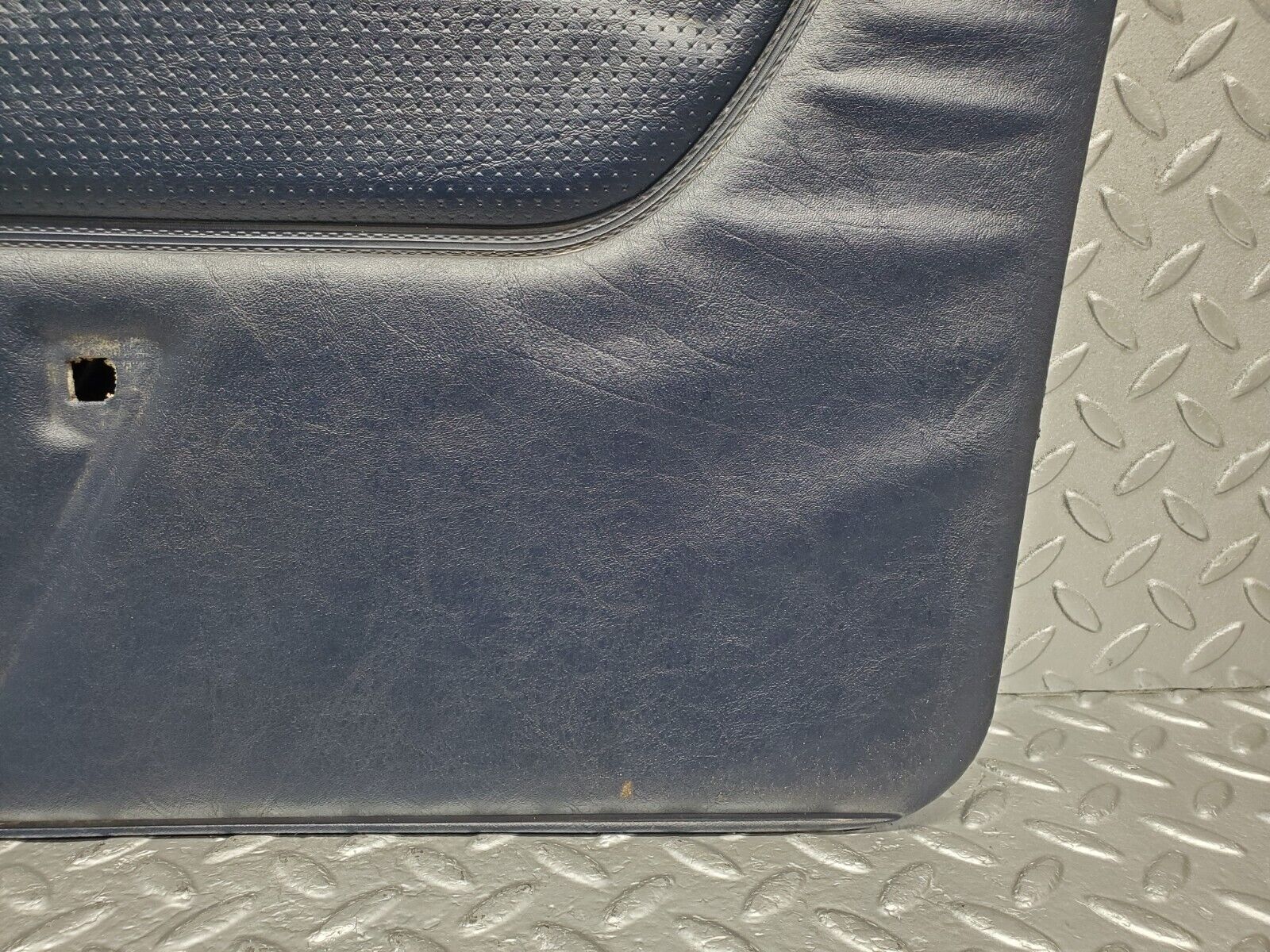 46683 Mercedes-Benz V123 240D LWB Front Right Door Card Blue