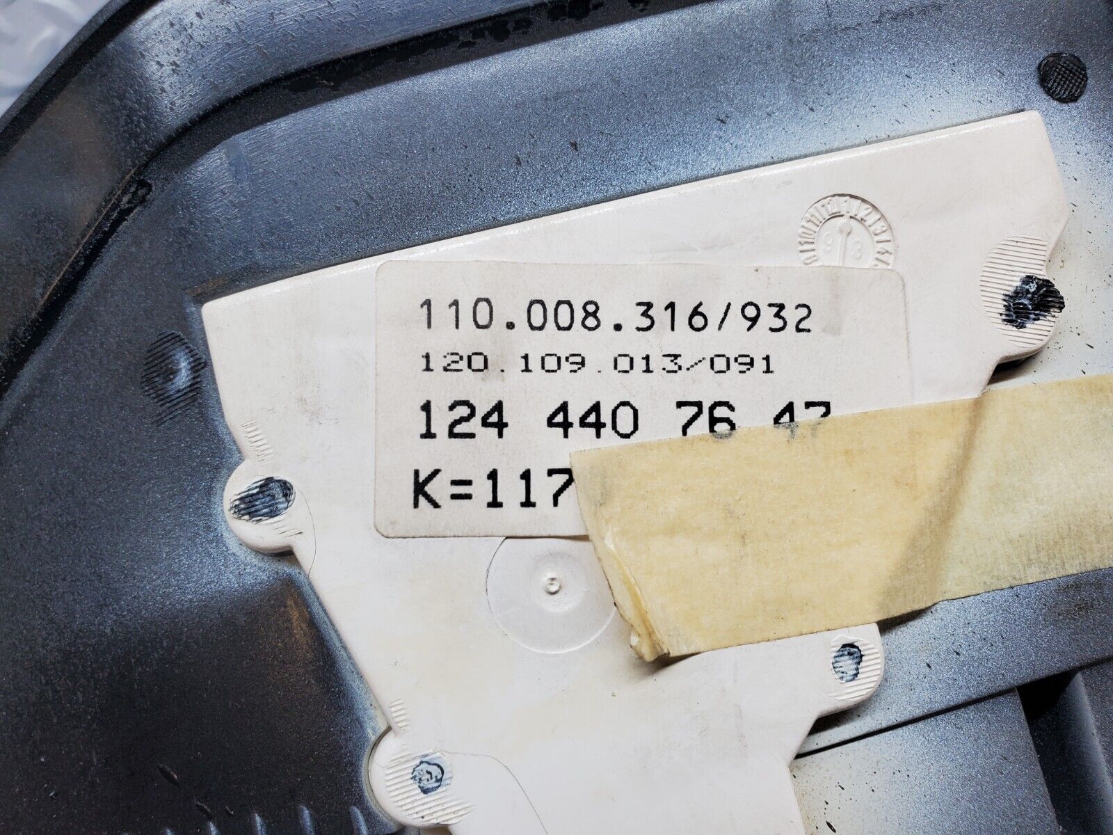 44740 Mercedes-Benz W124 220E Instrument Cluster 1245423165 1244407647