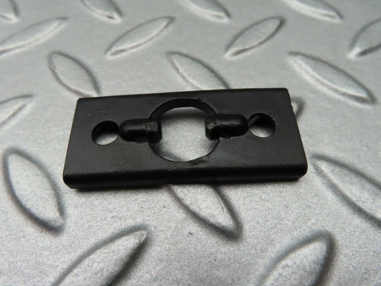 5182 Mercedes-Benz R107 350SL Sun Visor Holder Bracket Right