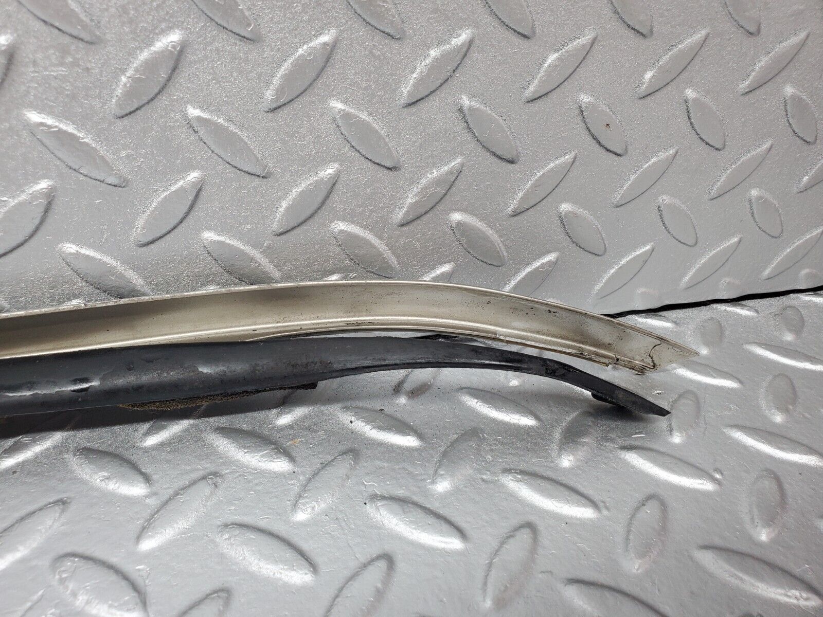 45806 Mercedes-Benz W126 420SE A Pillar Exterior Trim Right Side 1266981698