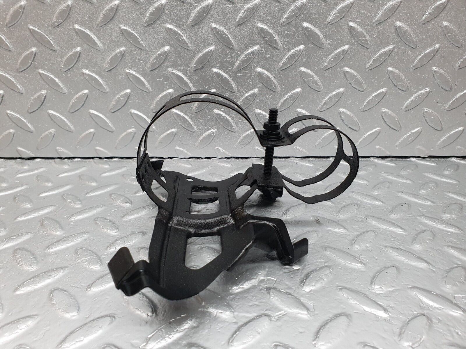 42064 Mercedes-Benz W202 C200 Fuel Pump Fuel Filter Holder Bracket