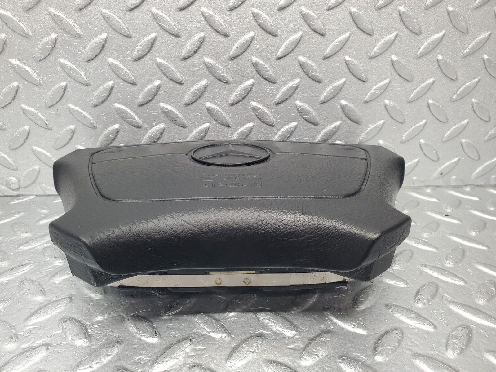 46108 Mercedes-Benz W202 C180 Steering Wheel Airbag 0006951305