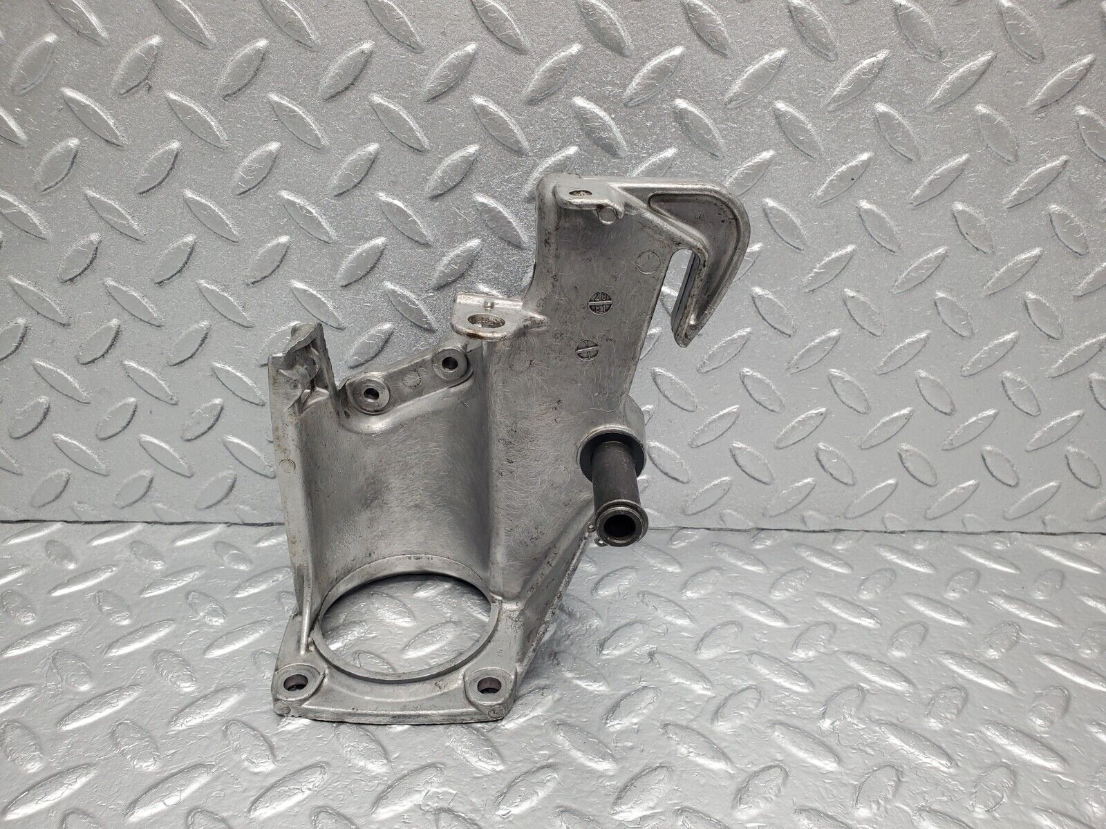 46457 Mercedes-Benz C123 280CE Coupe Brake Pedal Bracket 1232900219