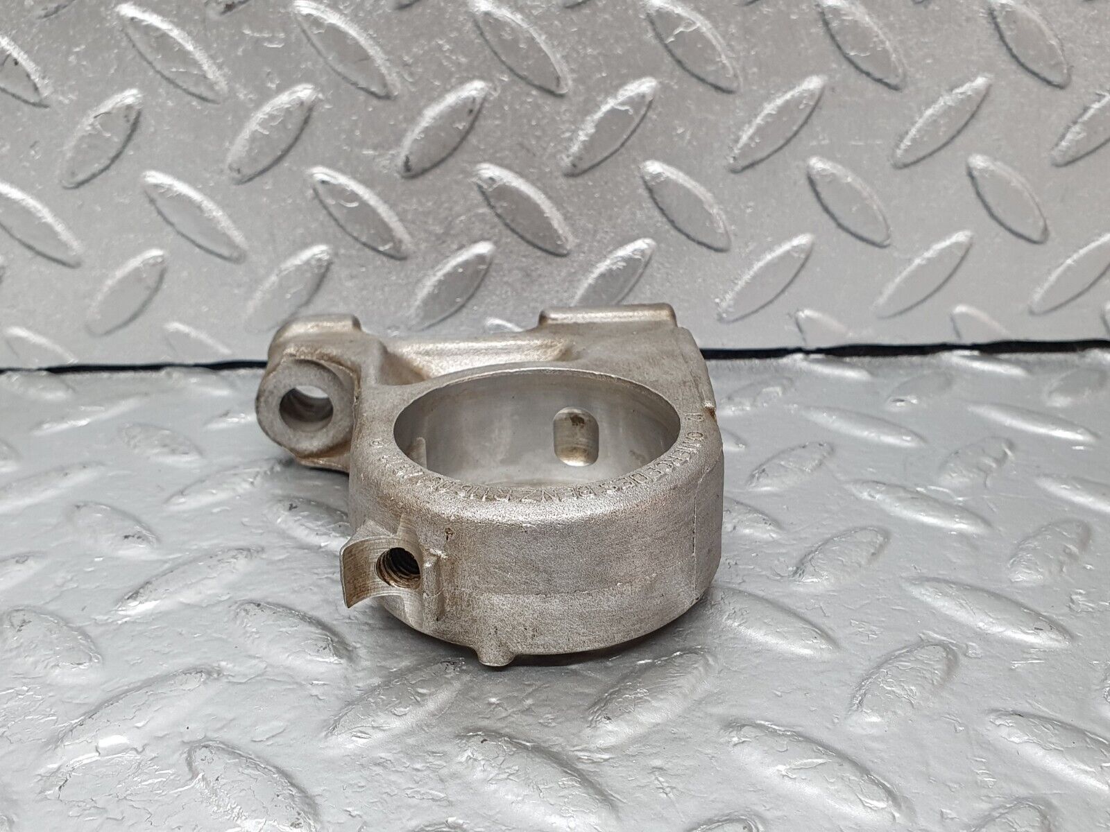 43798 Mercedes-Benz C126 380SEC Coupe Camshaft Tower Bearing 1160514612