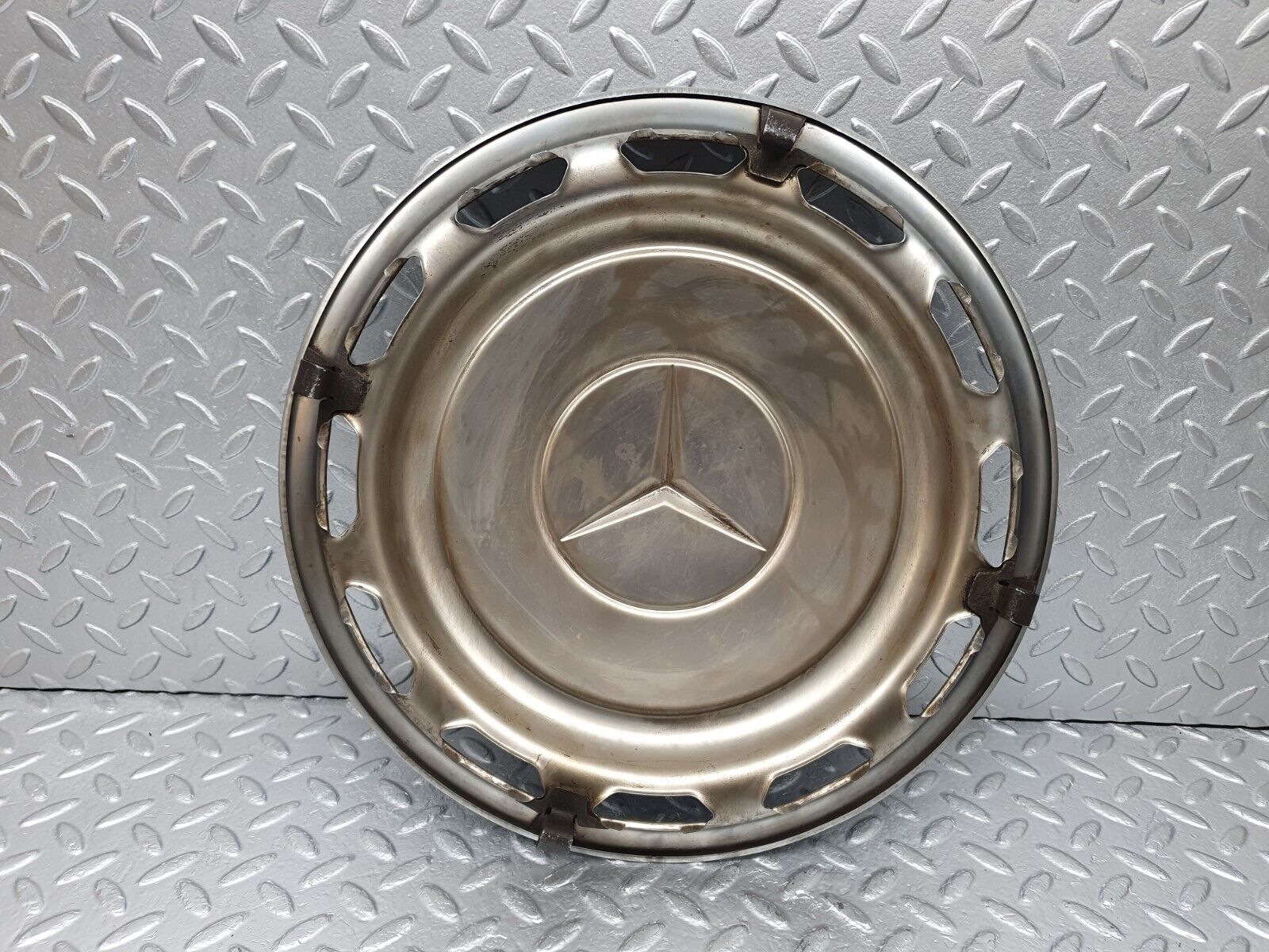 44162 Mercedes-Benz C123 230CE Coupe Wheel Hub Cap 14''