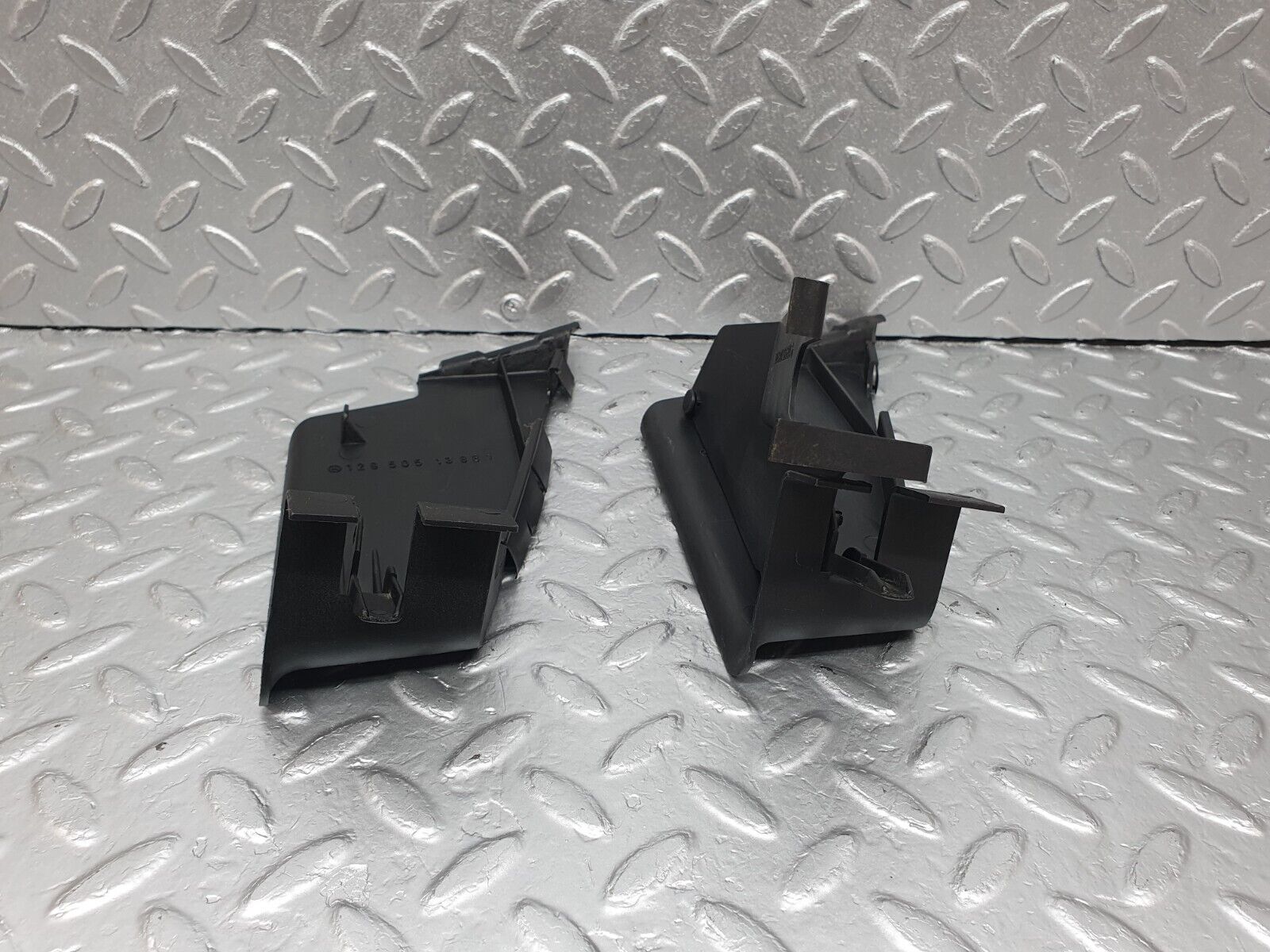 42353 Mercedes-Benz R129 320SL Coupe Radiator Fan Shroud Cover 1295051388 1295051788