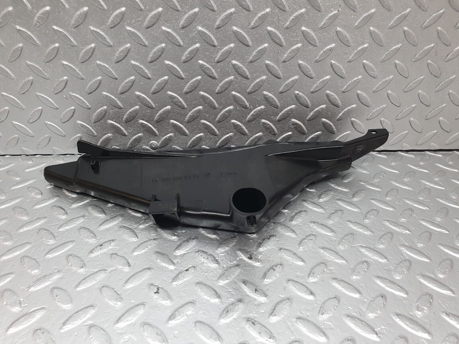 42729 Mercedes-Benz W201 190 2.0L Front Right Rain Gutter Drain Channel 2016280273