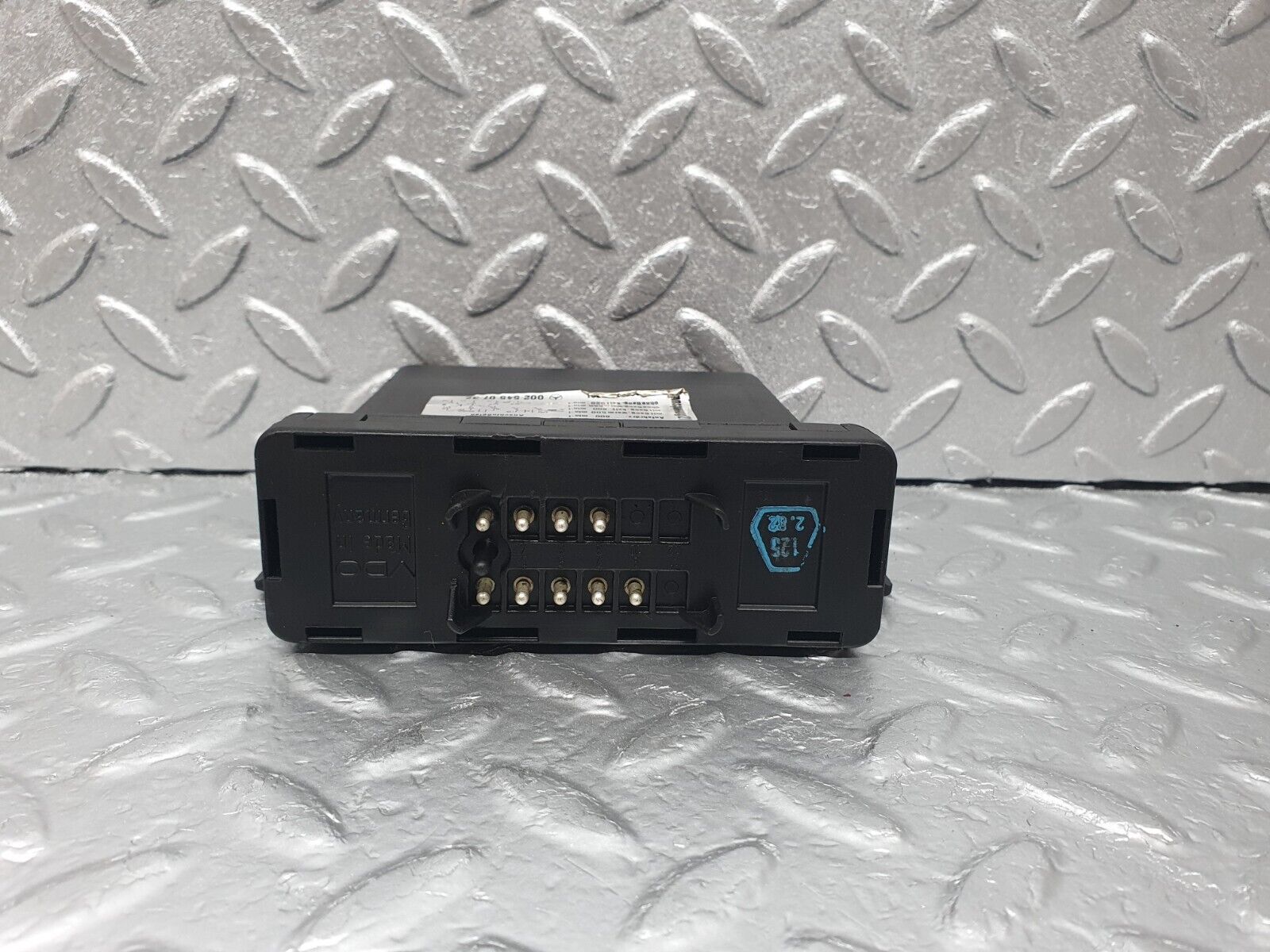 43519 Mercedes-Benz C126 300SEC Coupe Idle Control Module Unit 0025450732