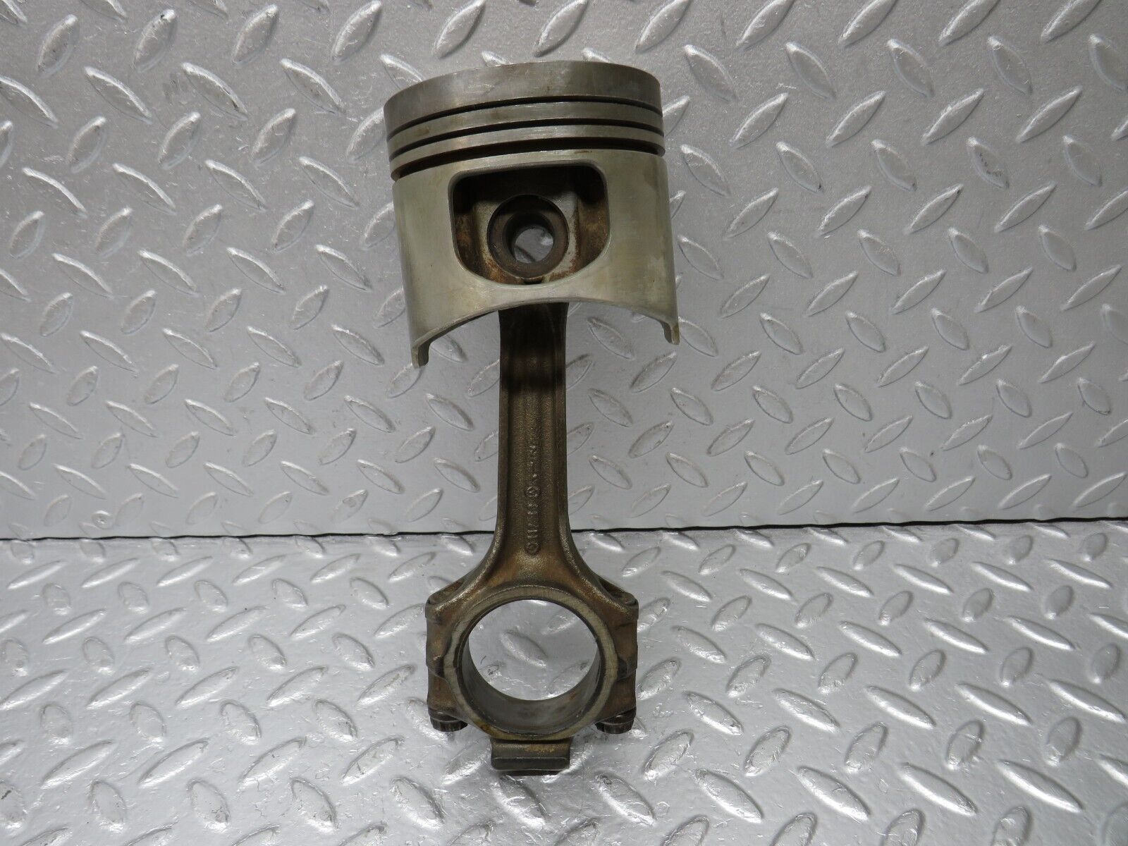 39309 Mercedes-Benz R107 500SL Piston With Connecting Rod 96,51mm