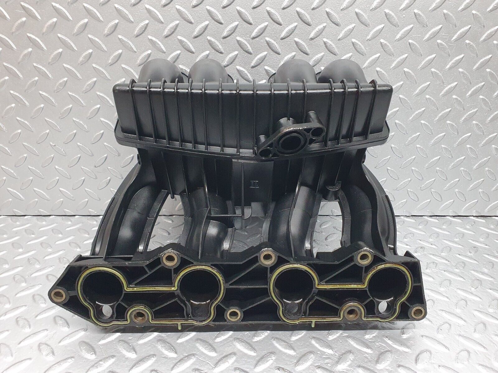 41936 Mercedes-Benz W202 C200 Intake Manifold 1111402201