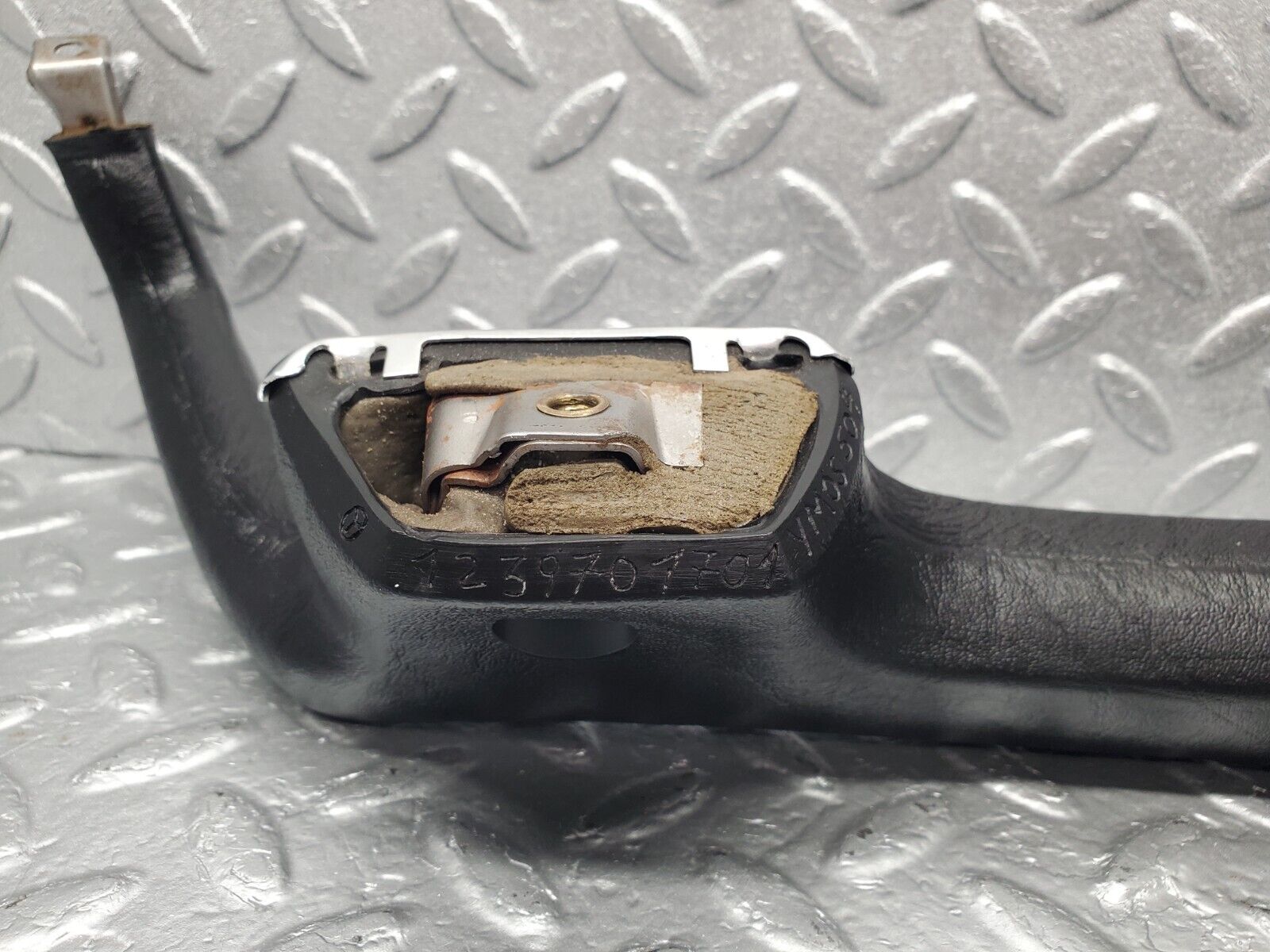 46343 Mercedes-Benz C123 280CE Coupe Front Left Interior Door Handle Black 1239701701