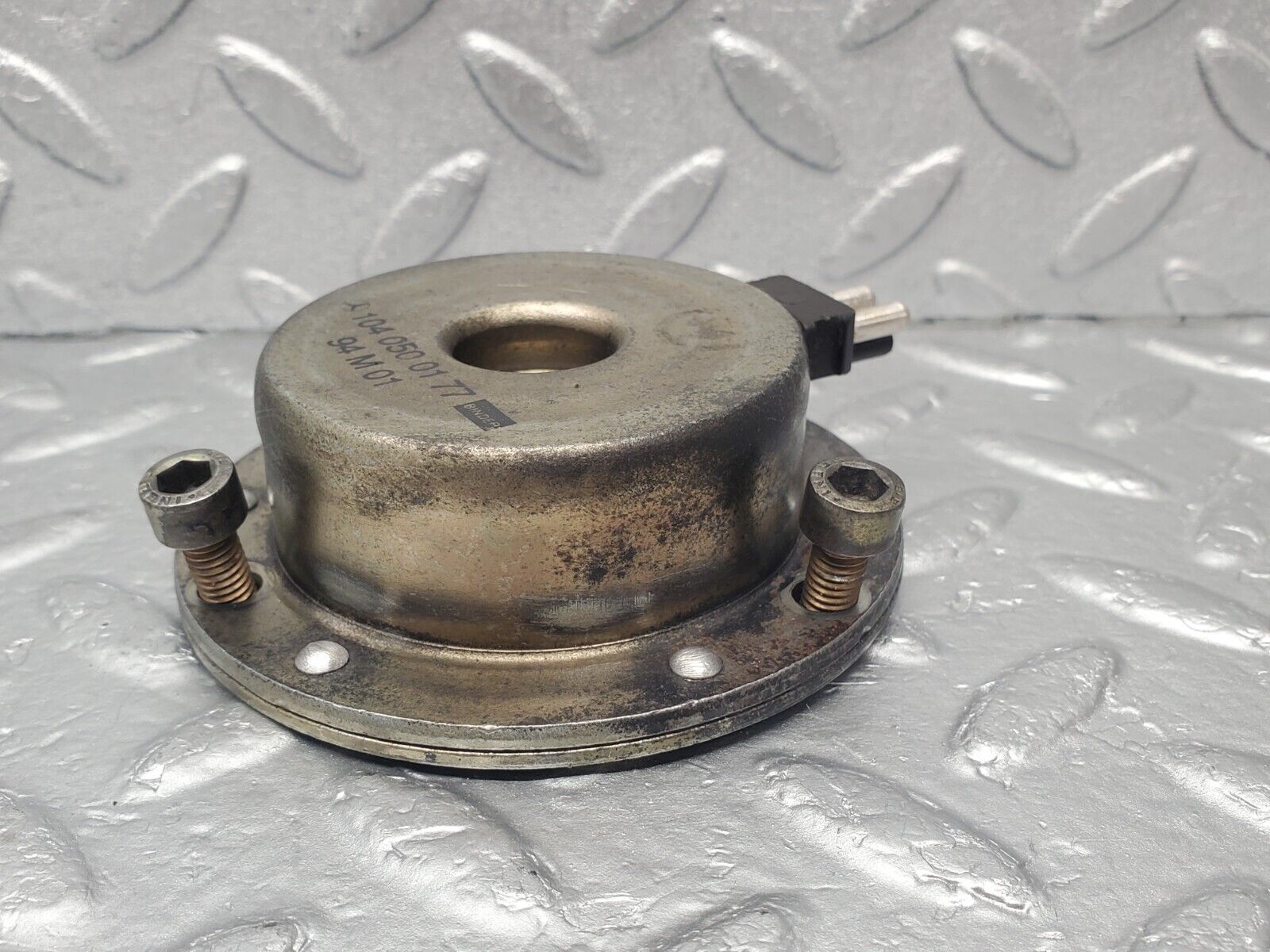 46207 Mercedes-Benz W124 280E Camshaft Adjuster Magnet 1040500177