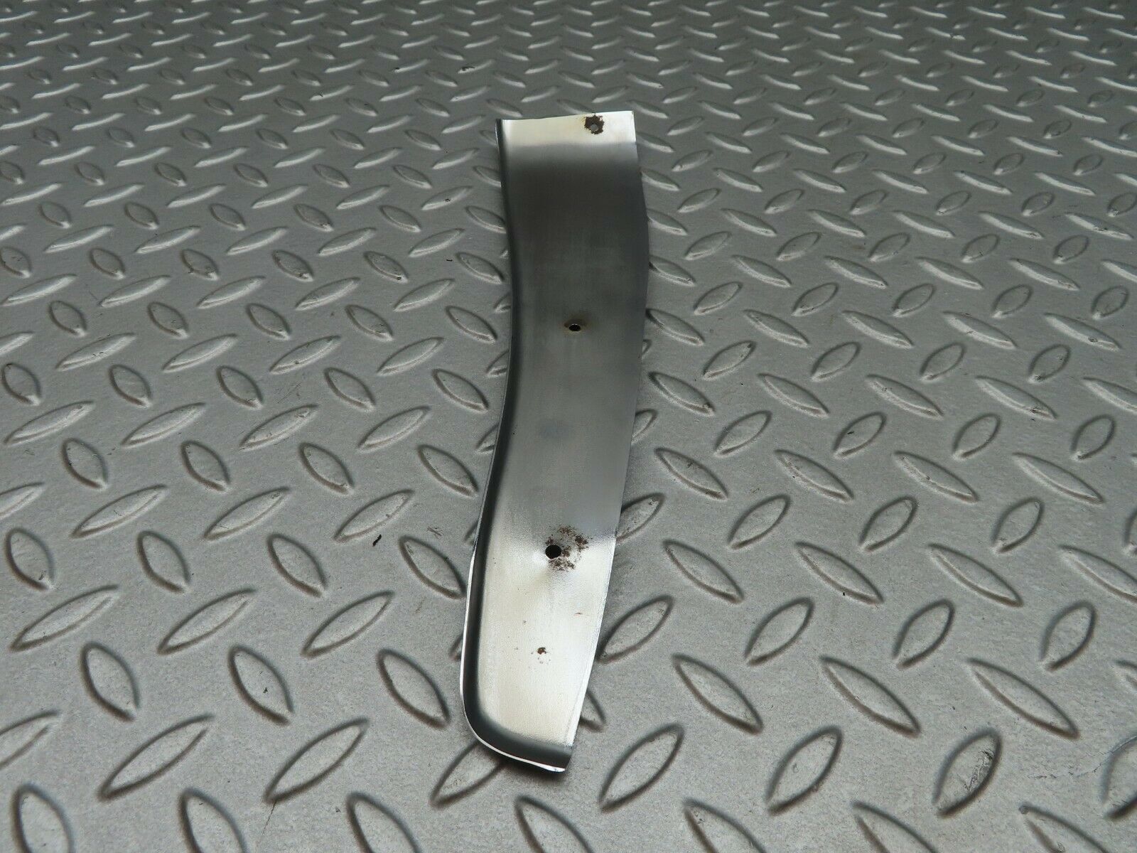 4921 Mercedes-Benz R107 350SL Left Door Chrome Cover
