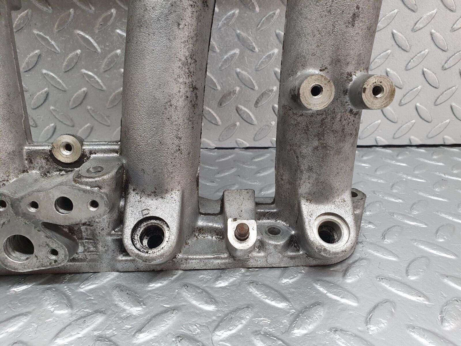 44139 Mercedes-Benz C123 230CE Coupe Air Intake Manifold 1021410301 1021411190