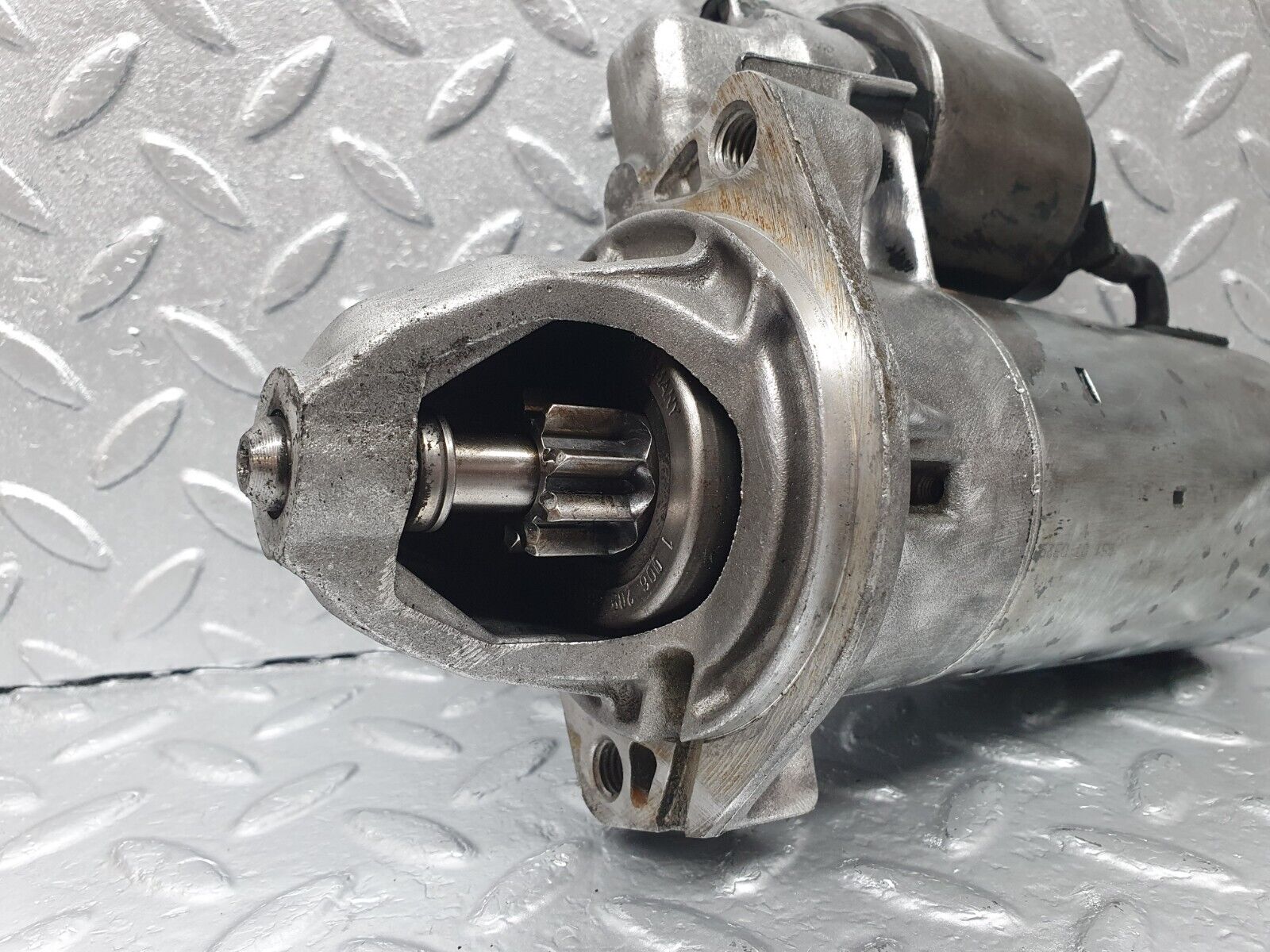 42928 Mercedes-Benz W201 190 2.0L Starter Motor Bosch 0001108003 0331303053