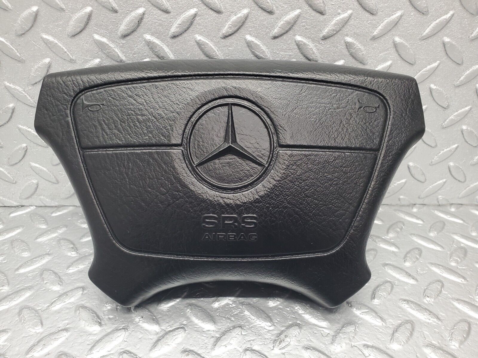 46108 Mercedes-Benz W202 C180 Steering Wheel Airbag 0006951305