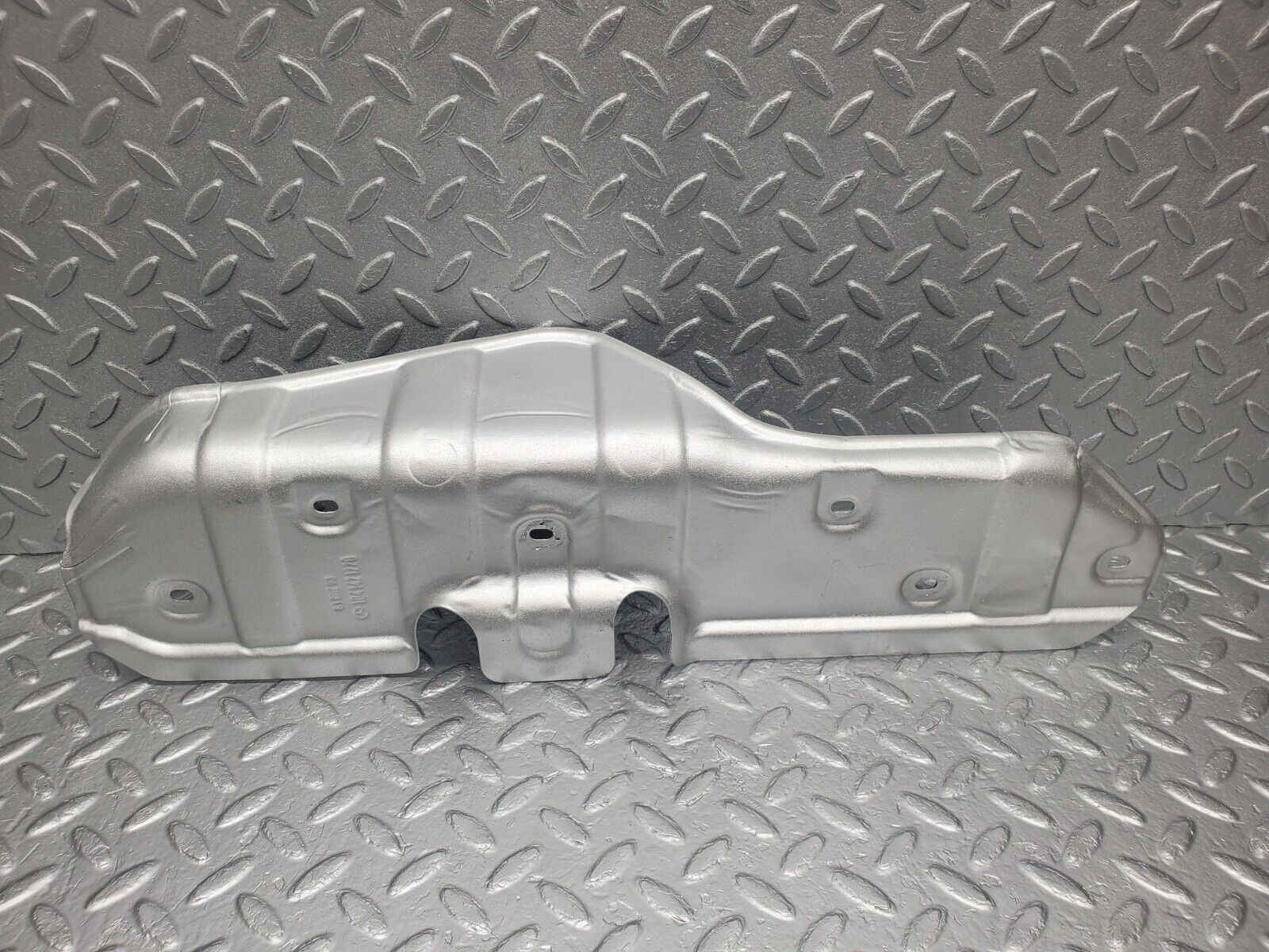 46171 Mercedes-Benz W124 280E Engine Mount Heat Shield Right Side