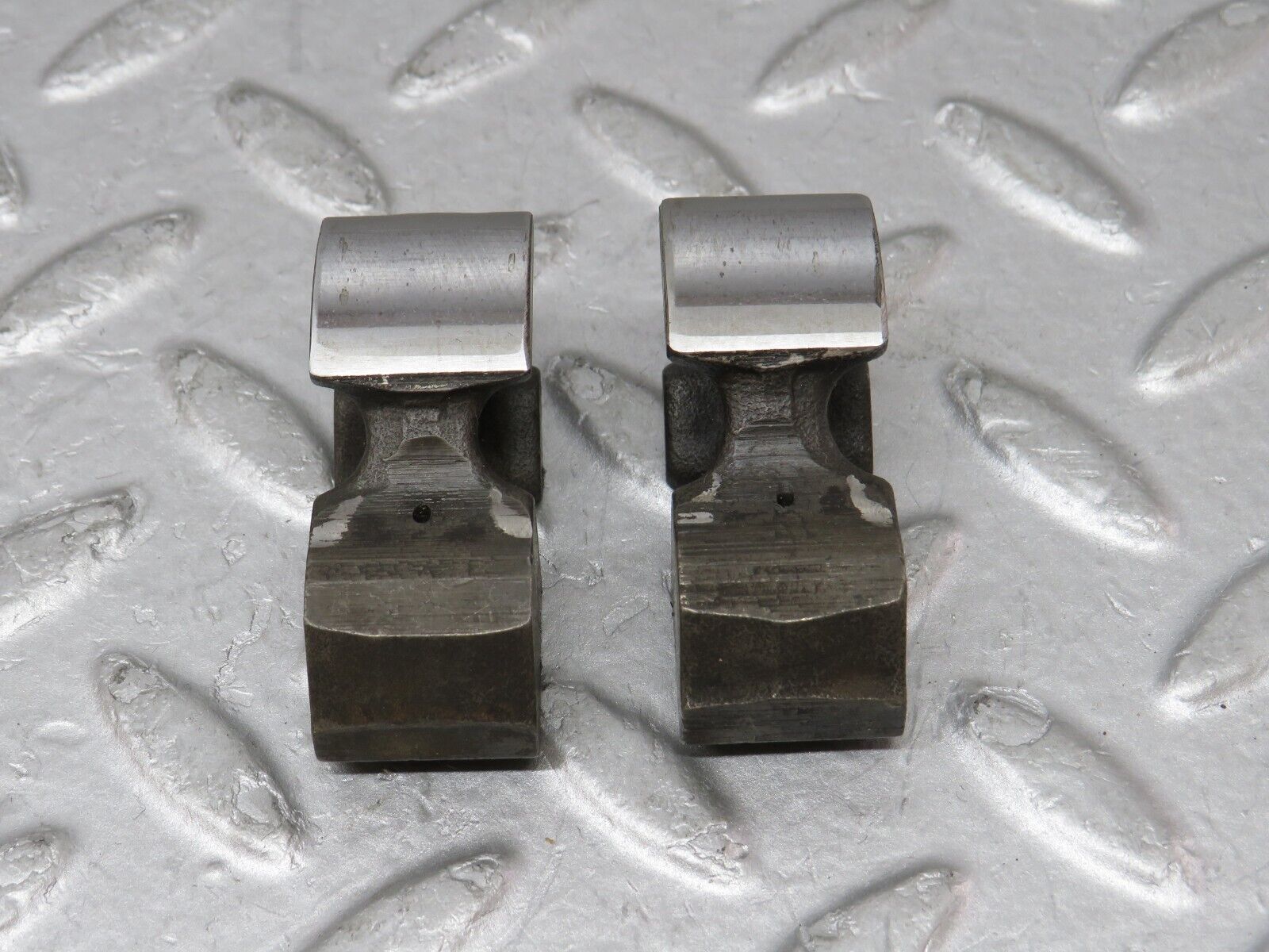 35643 Mercedes-Benz R107 280SL Valve Rocker Arm With Spring And Tappet