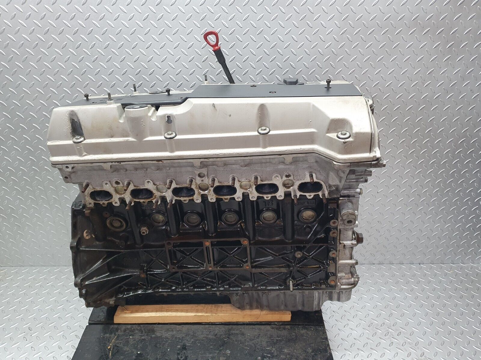 42638 Mercedes-Benz R129 320SL Coupe Complete Engine M104.991 1040111601
