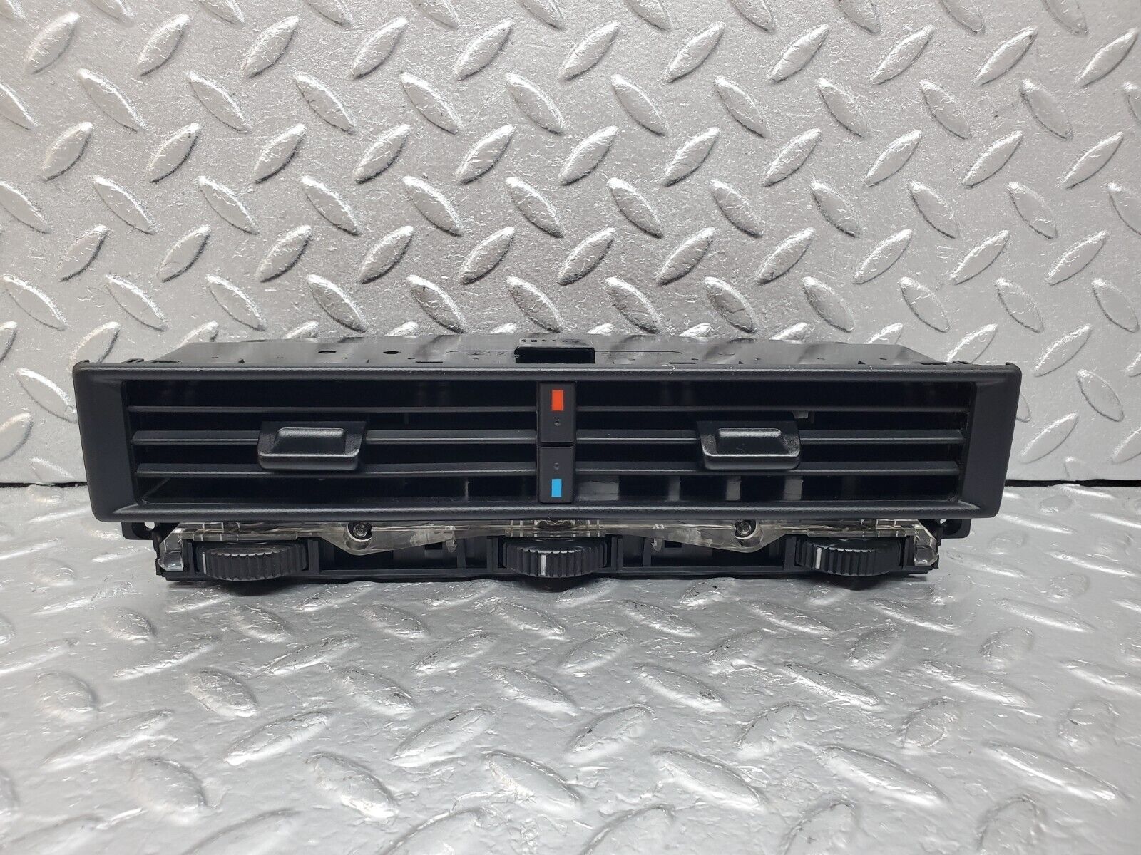 44997 Mercedes-Benz R129 300SL Coupe Dash Centre Air Vent 1298300354