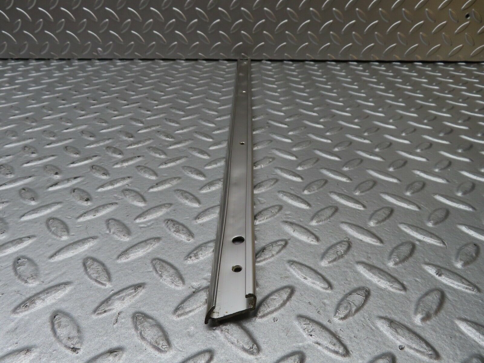 20570 Mercedes-Benz R107 450SL Roof Chrome Trim Right Side