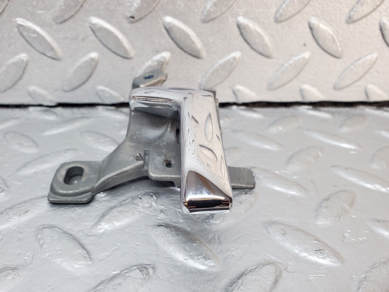 45560 Mercedes-Benz W126 420SE Right Door Interior Handle