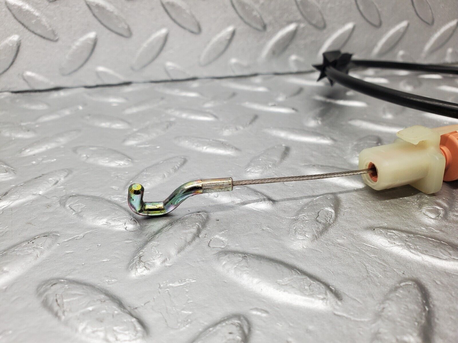 46952 Mercedes-Benz R129 320SL Coupe Door Lock Cable