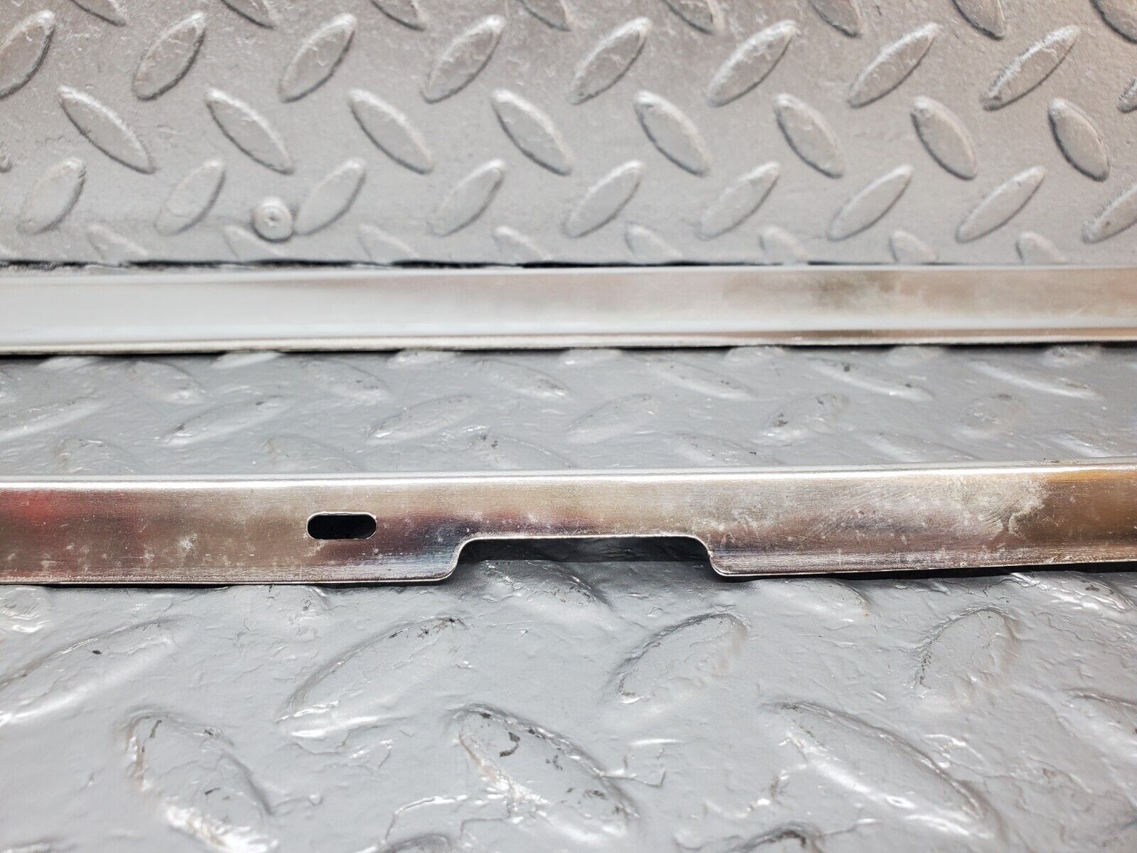 45812 Mercedes-Benz W126 420SE A Pillar Chrome Moulding Trim Pair