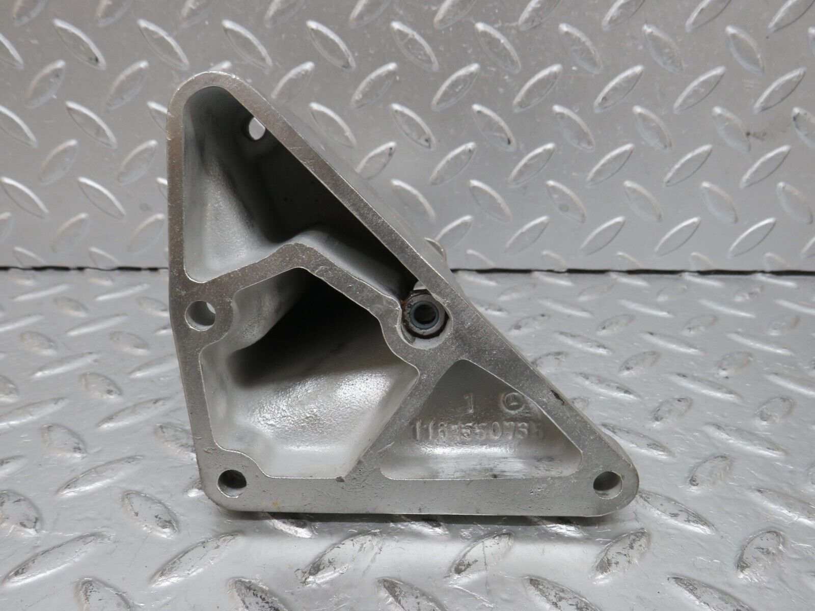 32851 Mercedes-Benz C107 R107 350 V8 Alternator Generator Bracket 1161550735