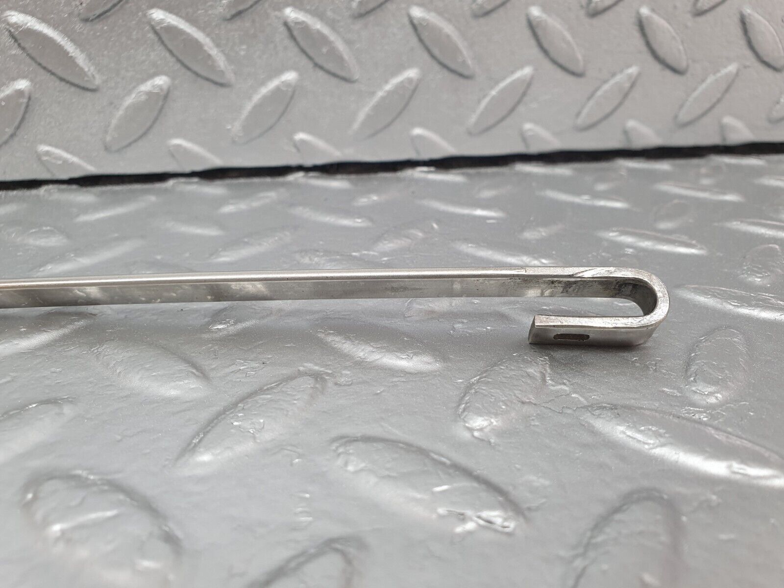 43209 Mercedes-Benz W108 280SE Windscreen Wiper Arm Right Side