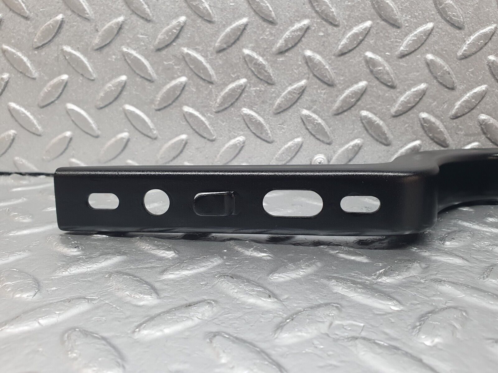 43938 Mercedes-Benz C123 230CE Coupe Trunk Lid Hinge Left Side 1237500187