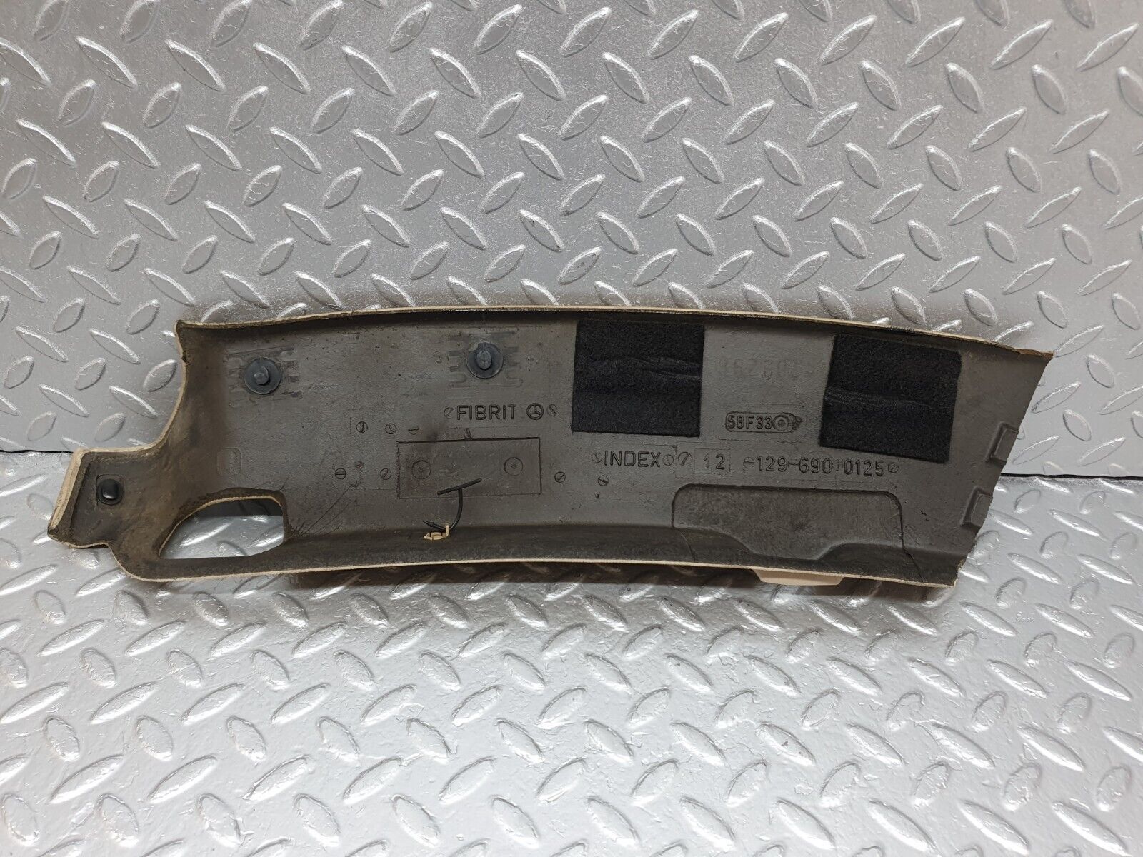 42204 Mercedes-Benz R129 320SL Coupe Roof Headlining Panel Beige 1296900225 1296900125