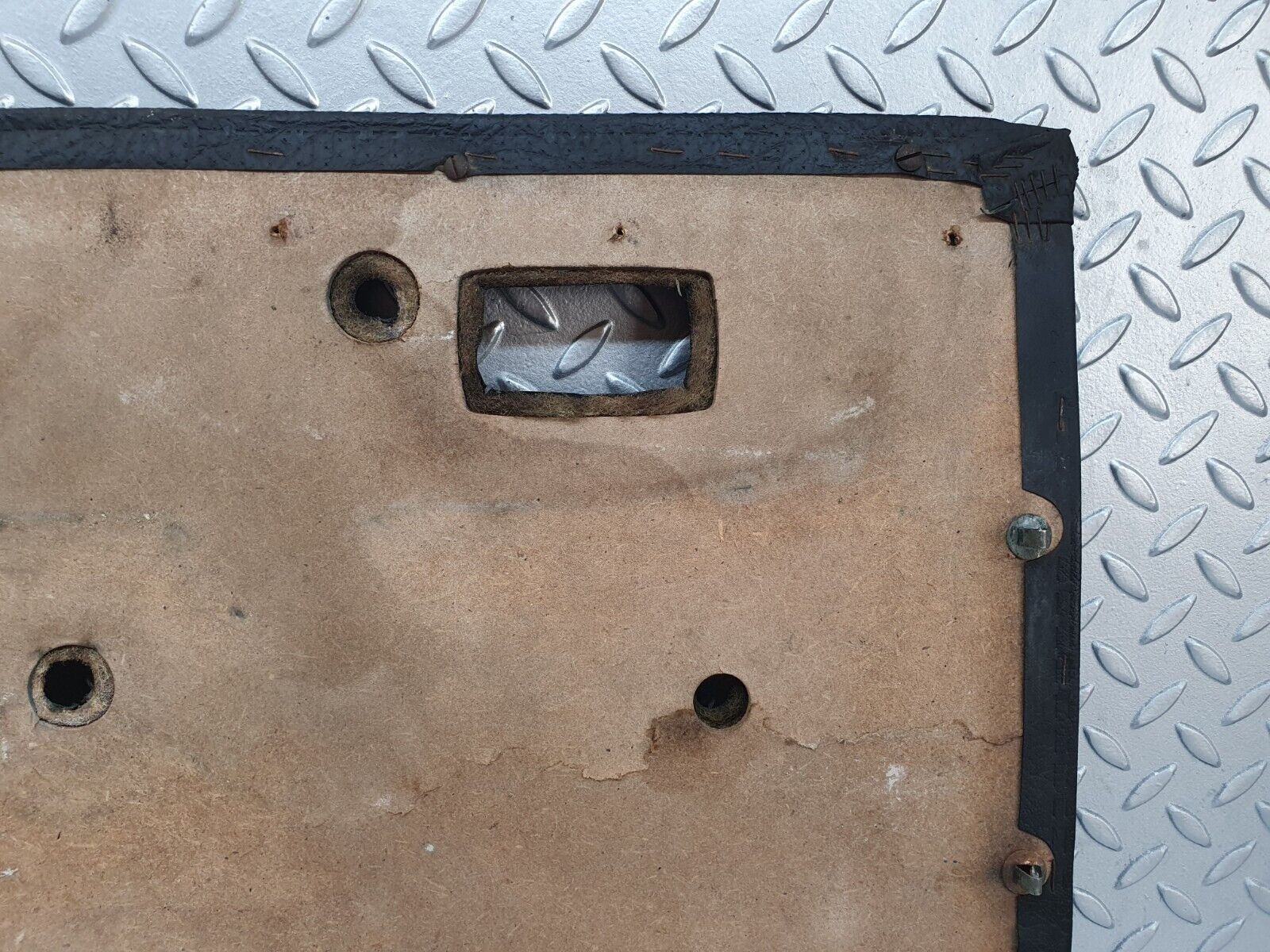 43323 Mercedes-Benz W108 280SE Rear Right Door Card Black