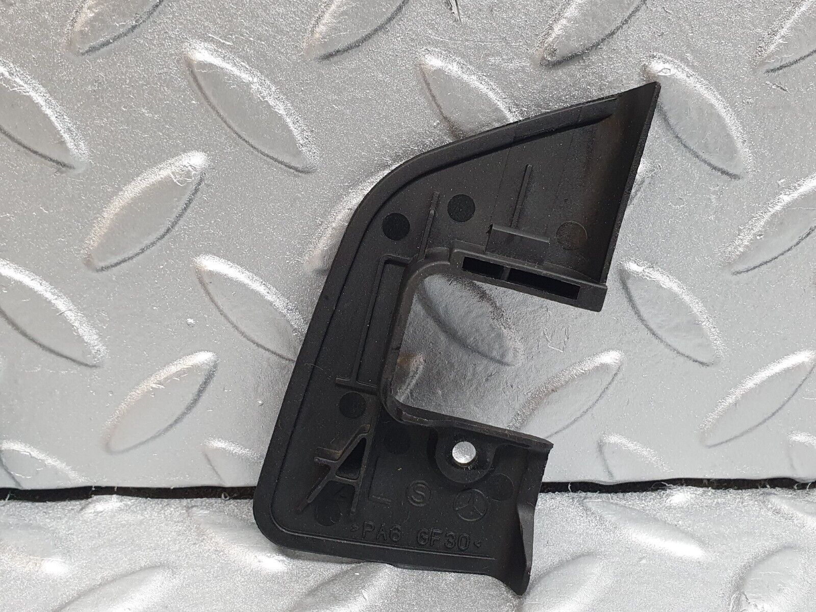 42055 Mercedes-Benz W202 C200 Interior Door Latch Trim Pair