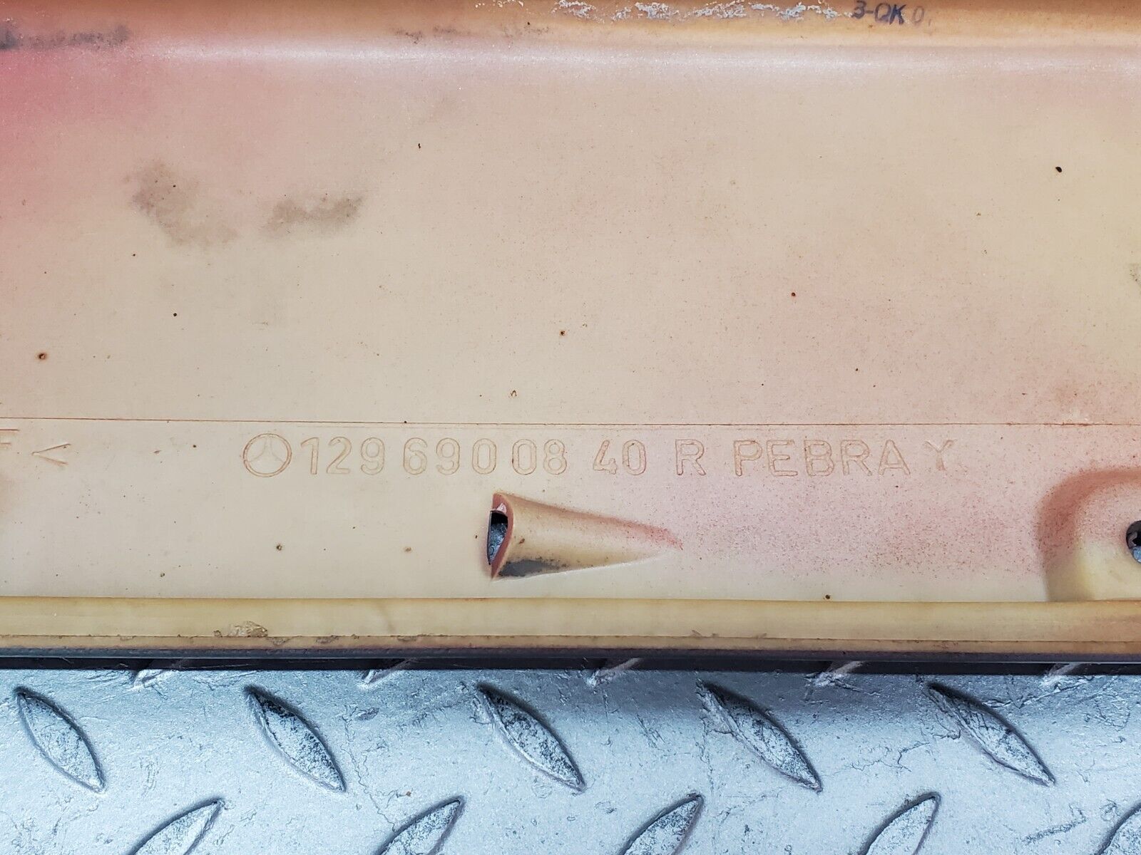 45250 Mercedes-Benz R129 300SL Coupe Side Skirt Right 1296900840 1296980030