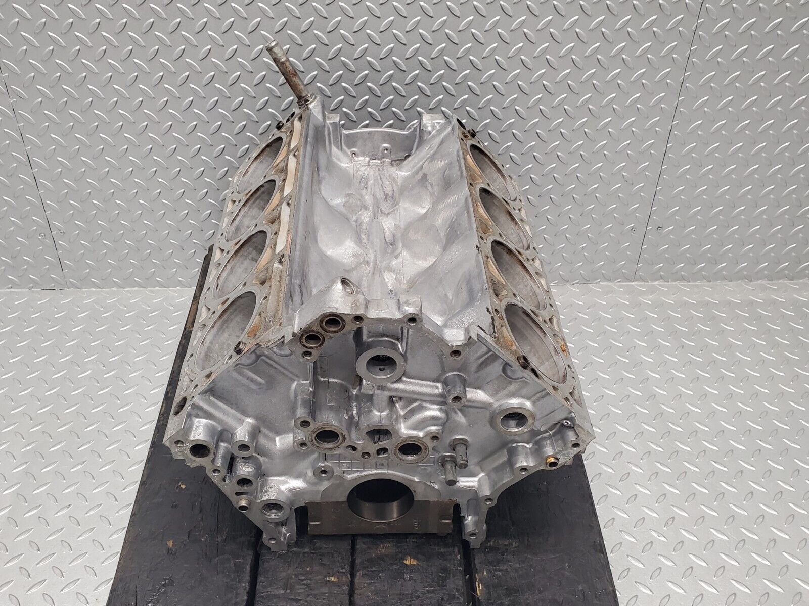 46291 Mercedes-Benz W126 420SE Engine Block 116.695 1160112901