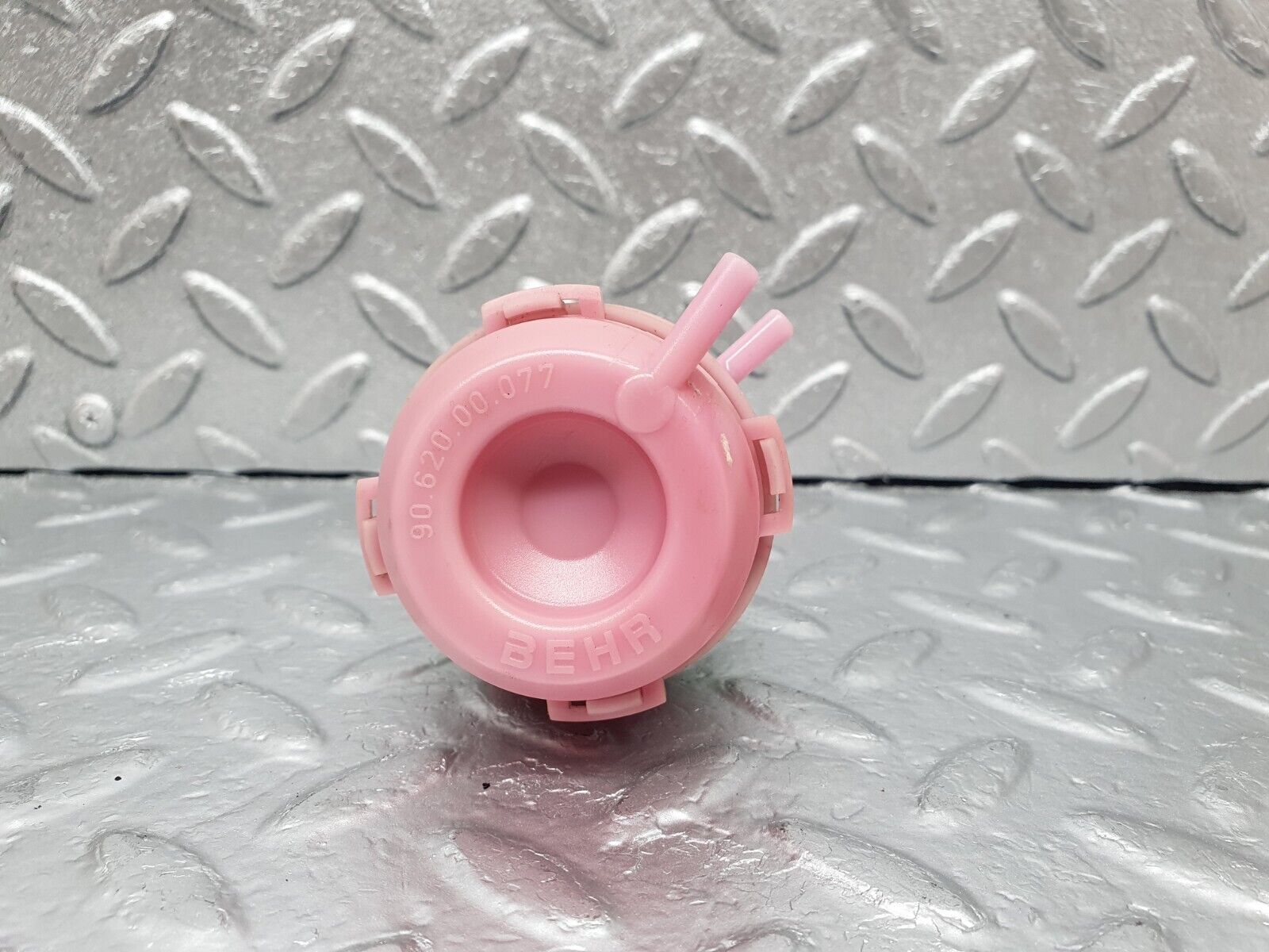 43538 Mercedes-Benz C126 380SEC Coupe Heater Box Vacuum Actuator 90.620.00.070