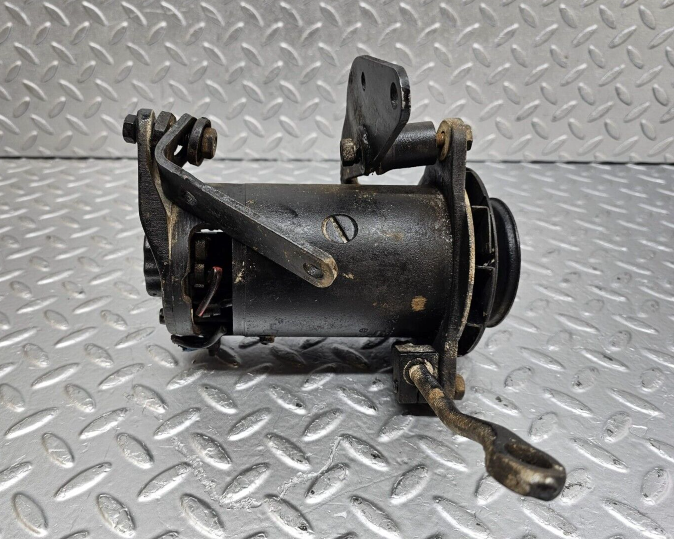 1479 Mercedes-Benz W120 PONTON Bosch Alternator 160/12/2500