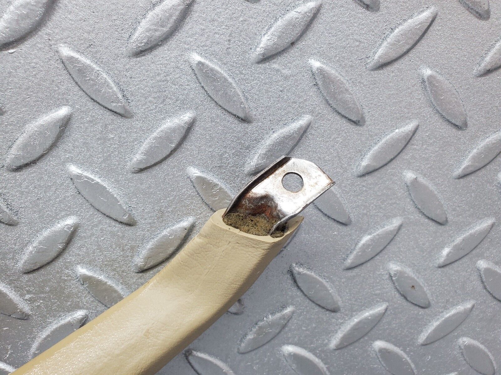 45615 Mercedes-Benz W126 420SE Front Right Interior Door Handle Beige 1269701001