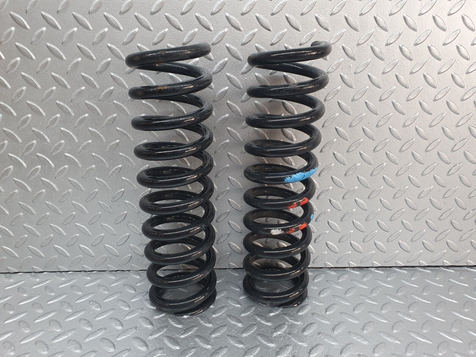 42458 Mercedes-Benz R129 320SL Coupe Rear Coil Spring Pair