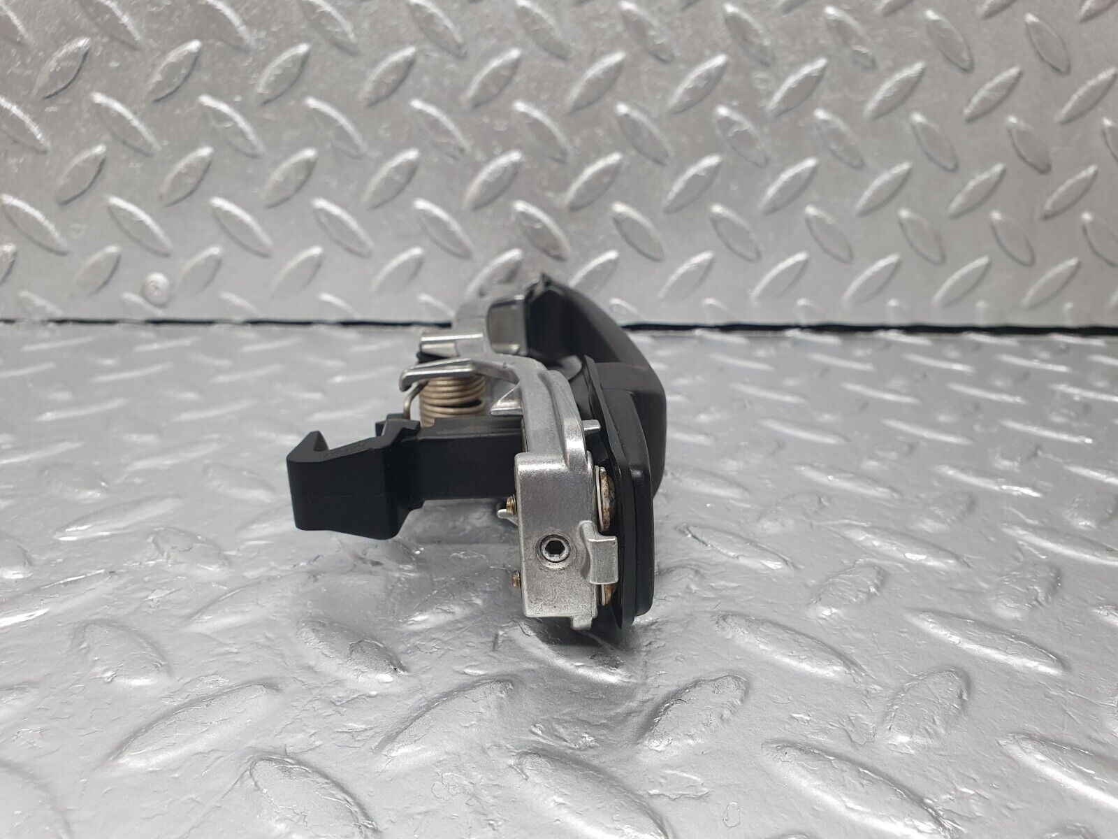 42781 Mercedes-Benz W201 190 2.0L Rear Left Door Exterior Handle