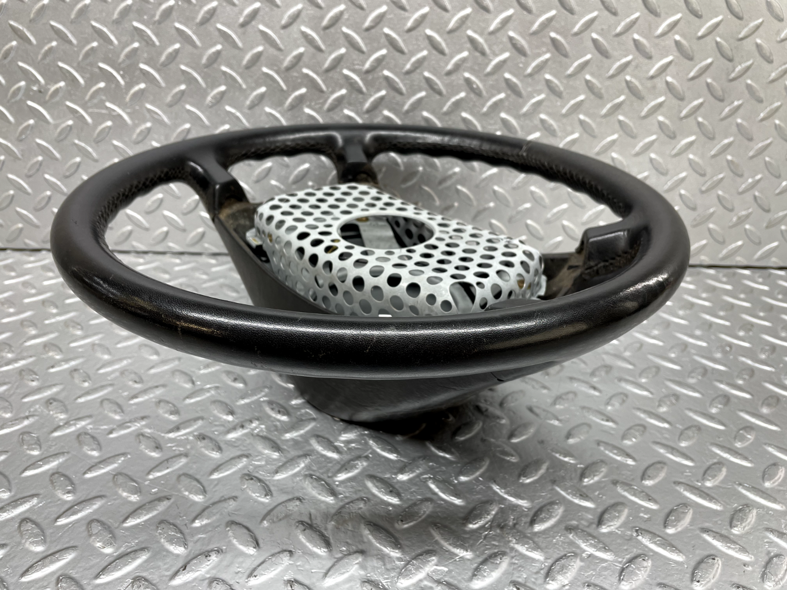 44246 Mercedes-Benz W124 Leather Steering Wheel 1264640017