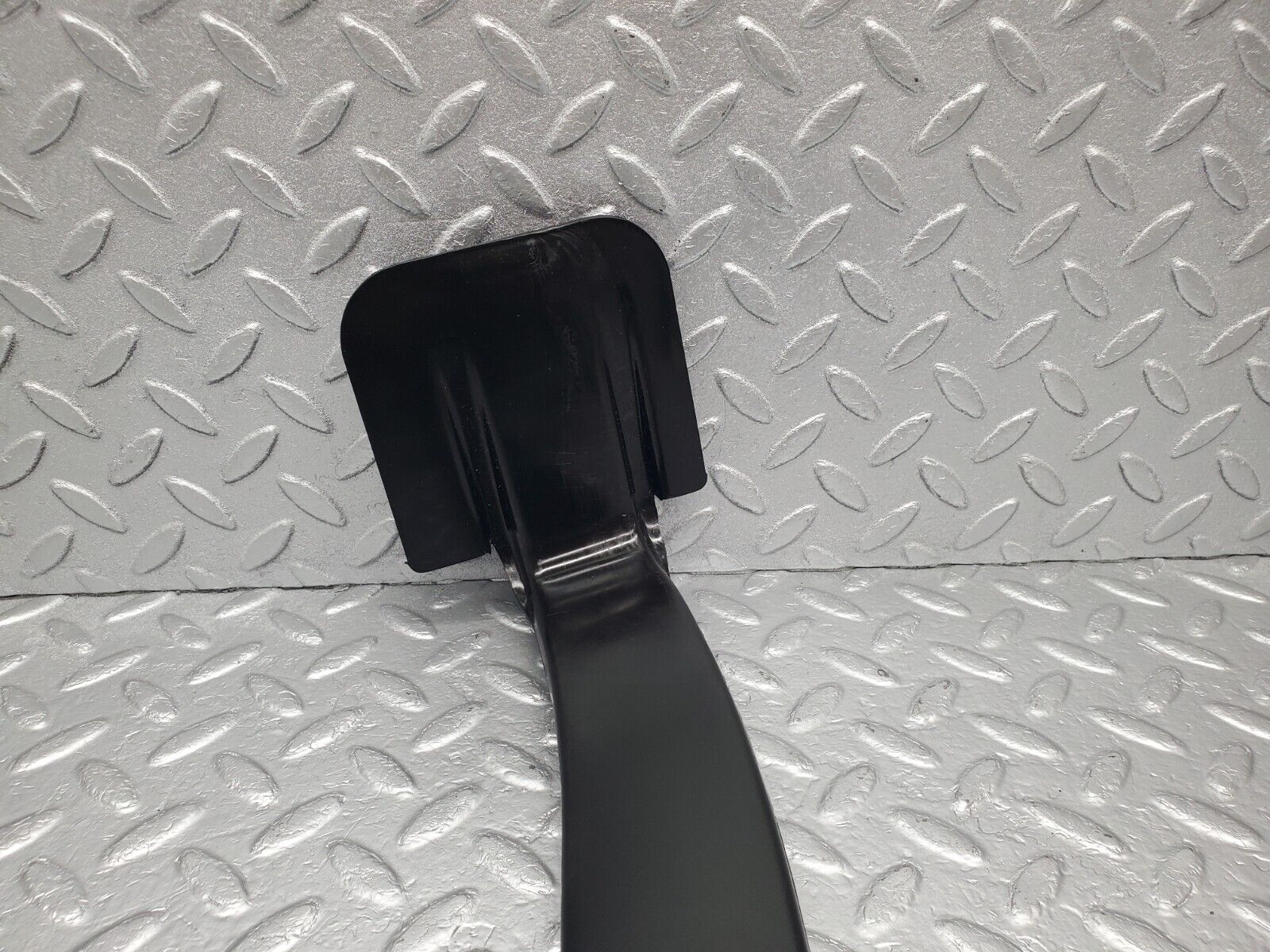 46399 Mercedes-Benz C123 280CE Coupe Cable Channel Cover Left Side 1238211236