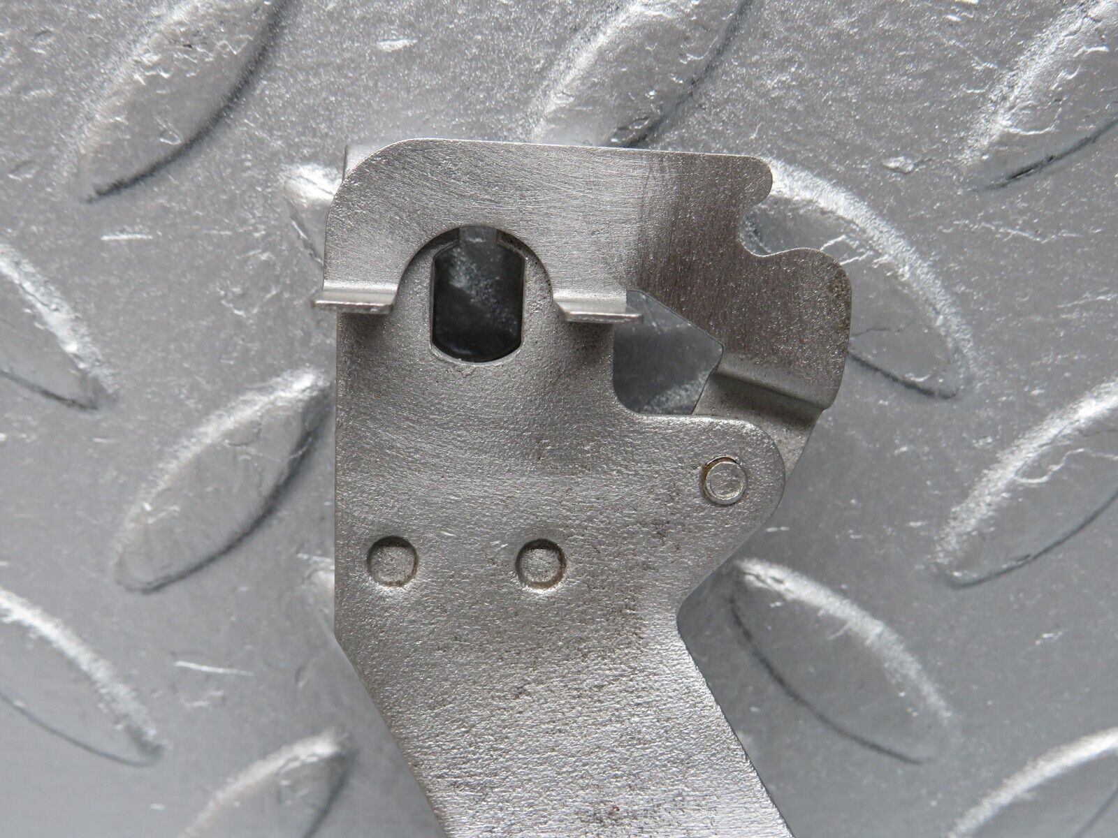 40167 Mercedes-Benz R107 350SL Automatic Gearbox Linkage Bracket