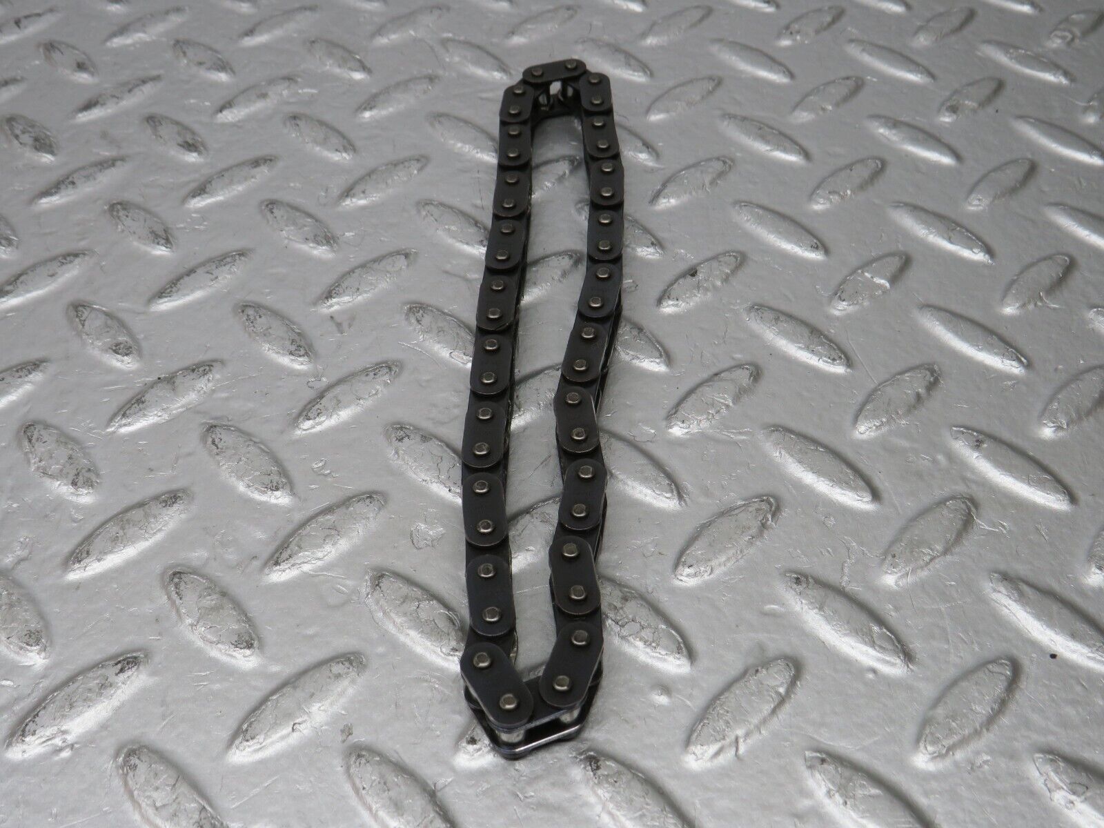 32821 Mercedes-Benz C107 R107 350 V8 Oil Pump Chain